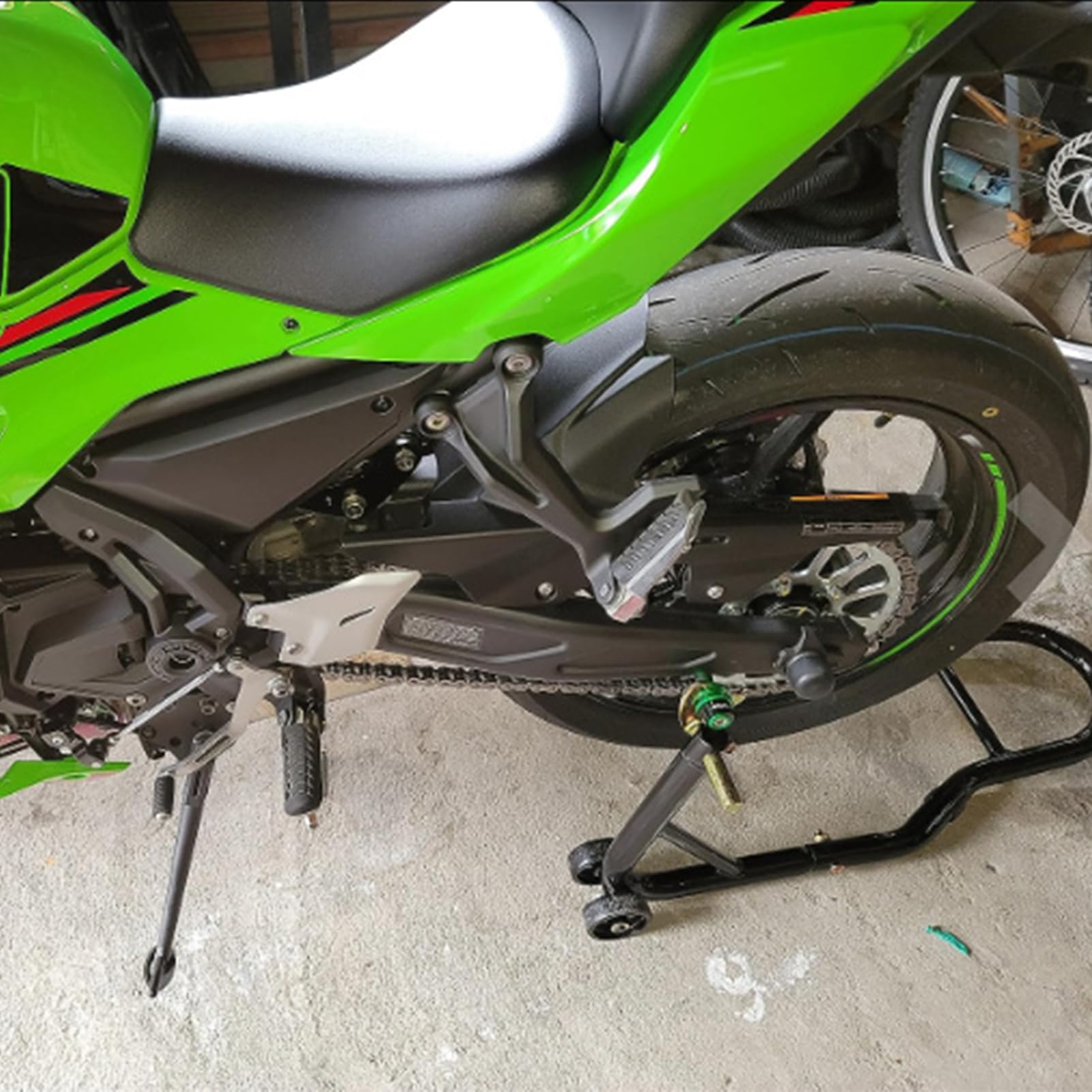 Junko2024 ❗️ Amazon.com: MOWOK 8MM Swingarm Spools slider Fit For Ninja 650