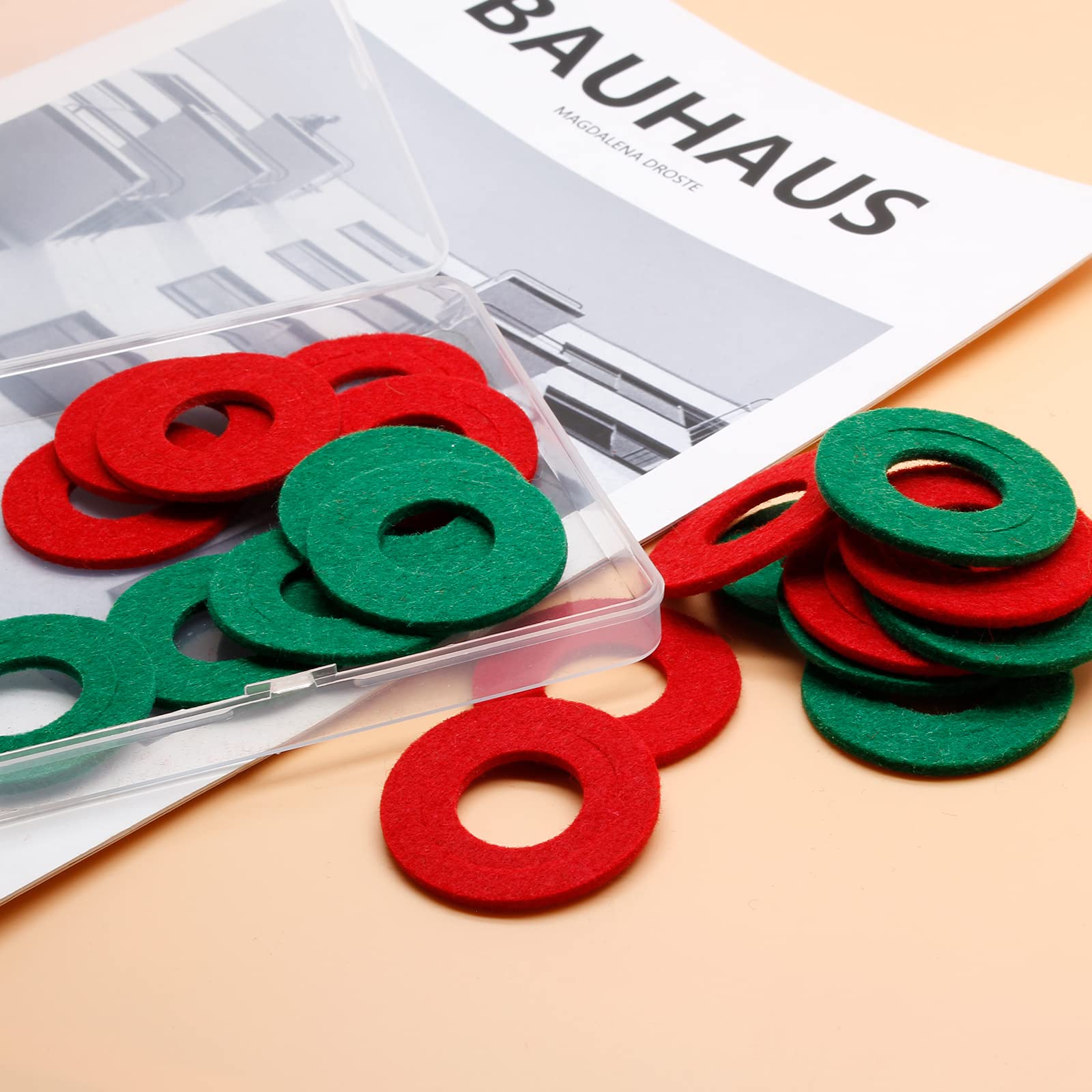 Bonsicoky 20 PCS Battery Terminal Anti Corrosion Washers Fiber, 10 Red & 10 Green Battery Terminal Protector