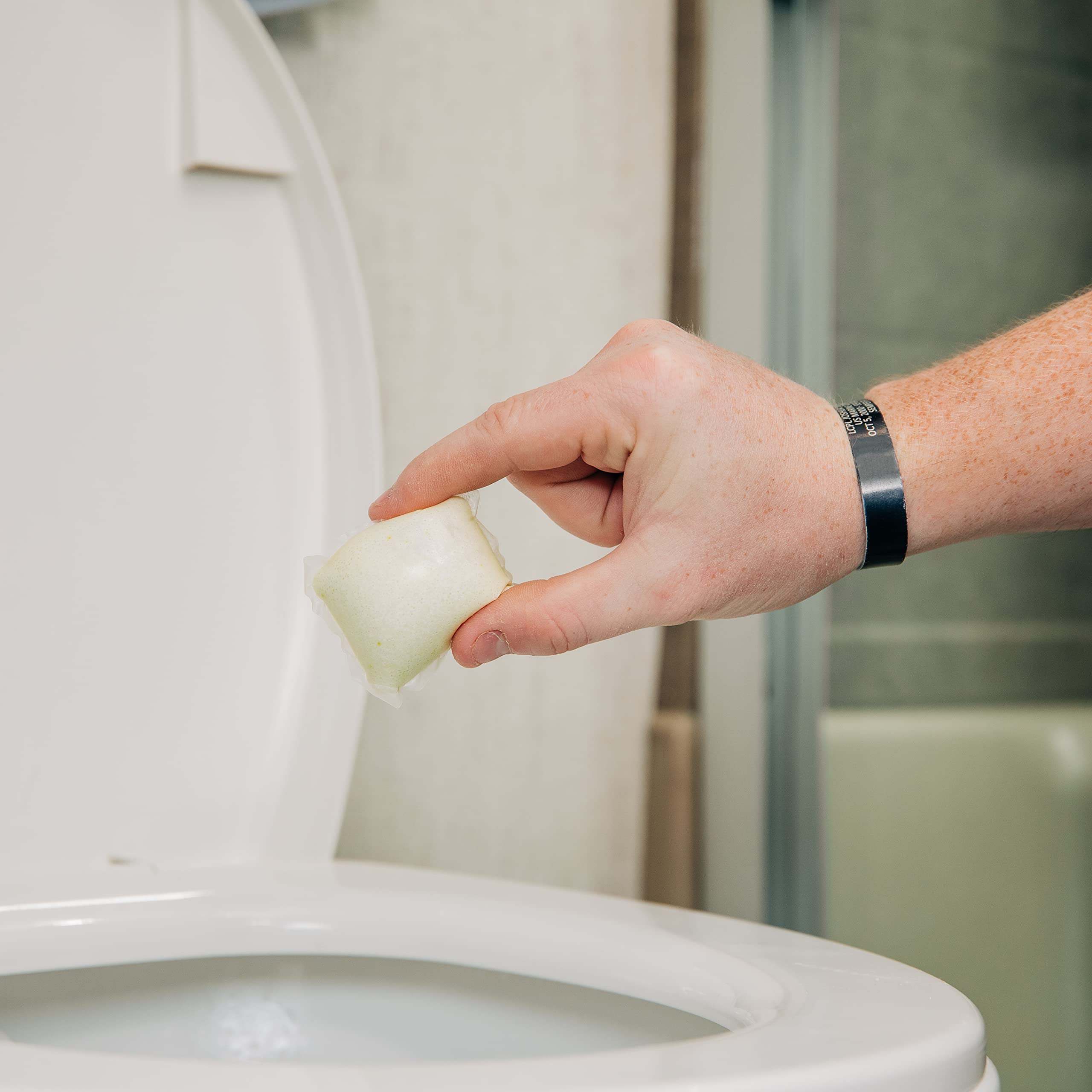 Camco Tst Rv Toilet Treatment Drop-Ins - Control Unwanted Odors And Break Down Waste And Tissue - Safe Septic Tank Treatment - F