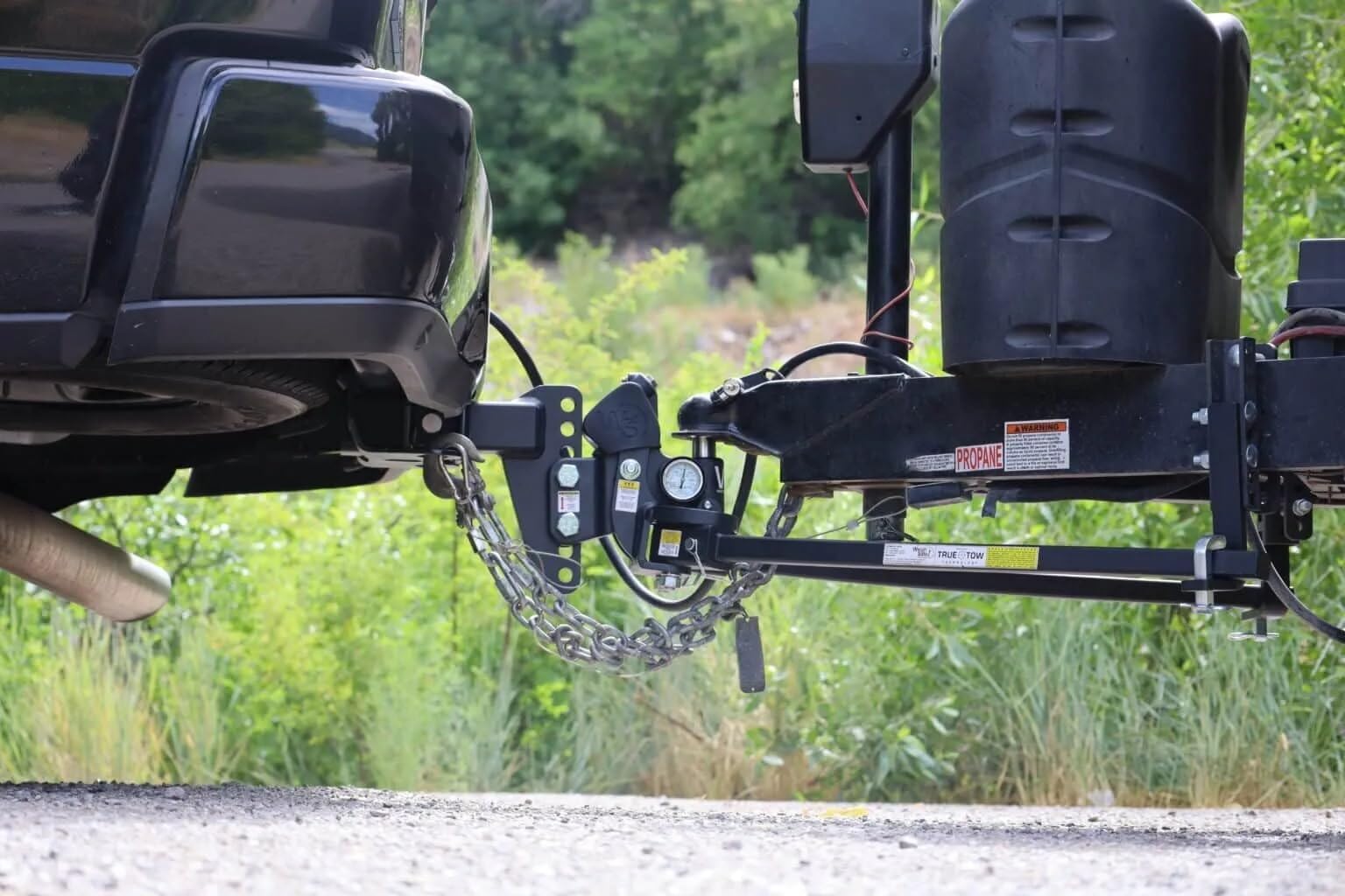 Weigh Safe True Tow Middleweight - Weight Distribution Hitch - Ball Mount Hitch with Anti-Sway Technology - 4'' Drop, 2.5'' Shan