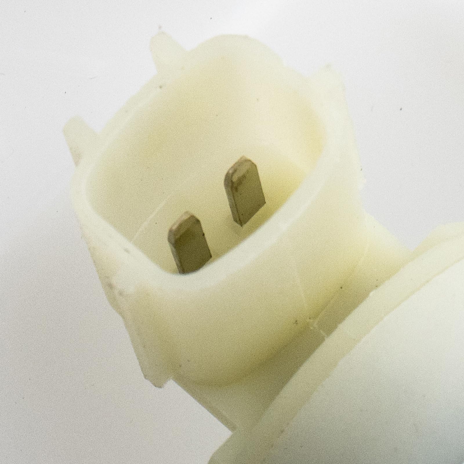 Trq Windshield Washer Reservoir Compatible With 2014-2018 Subaru Forester Su1288109