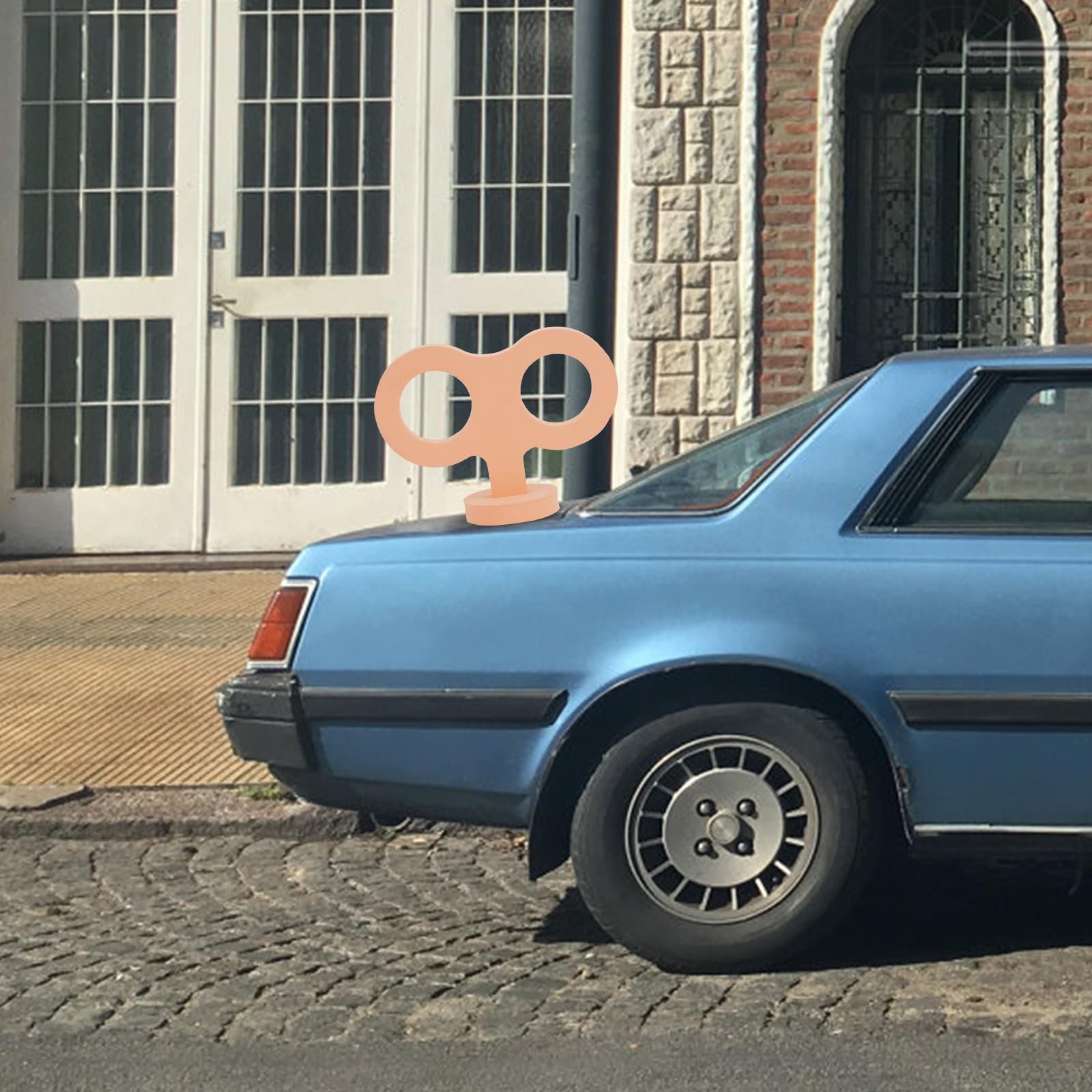 COGEEK 3D Car Wind Up Key, Cute Clockwork Wind Up Key for Back of Car Roof Decoration(Light Orange