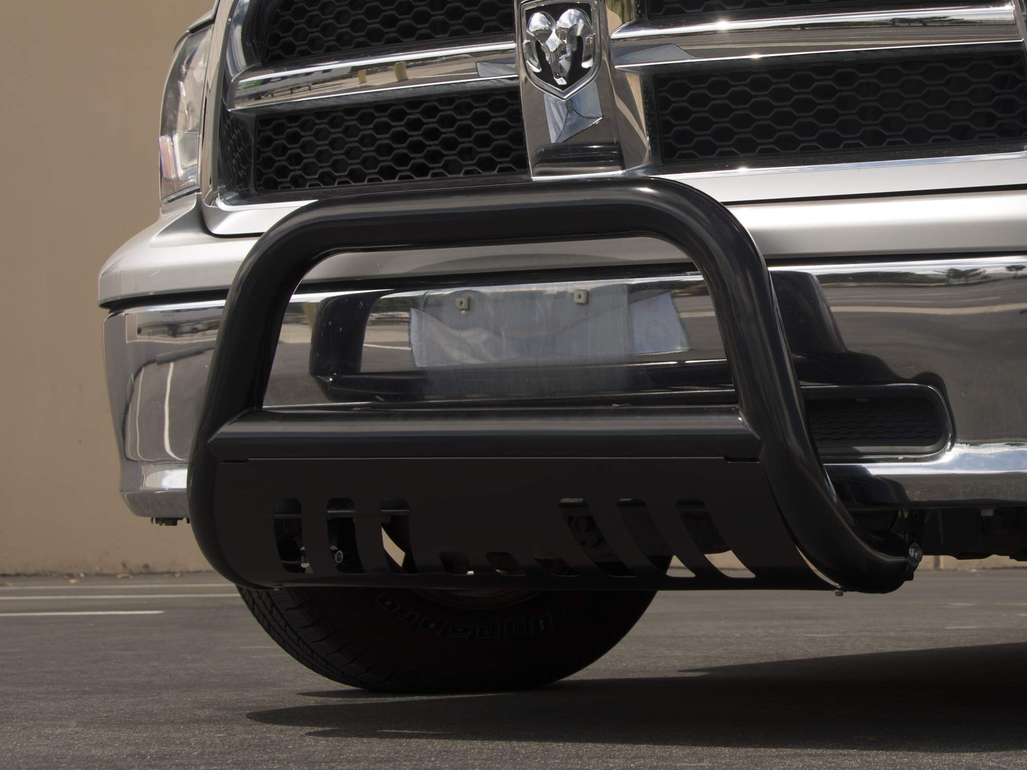 Armordillo Usa 7144712 Classic Bull Bar - Black Fits 2000-2004 Nissan Frontier