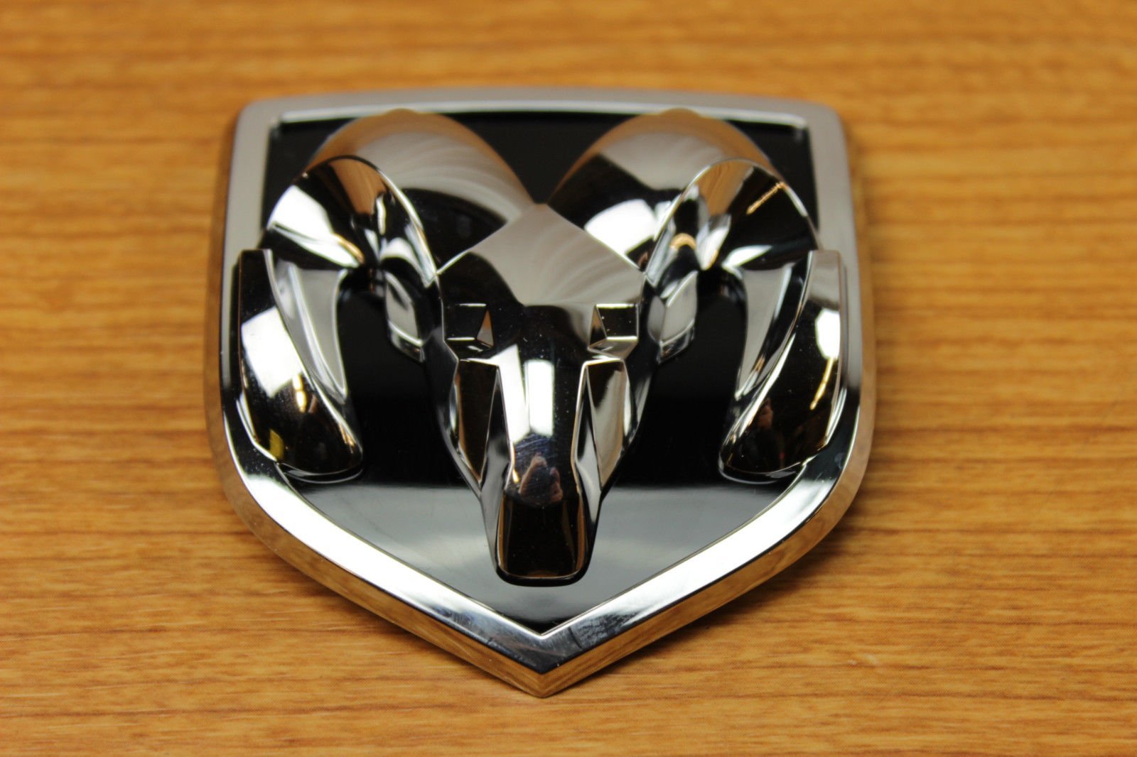 Dodge Ram 1500 2500 3500 Ram'S Head Grille Emblem Badge Mopar Oem