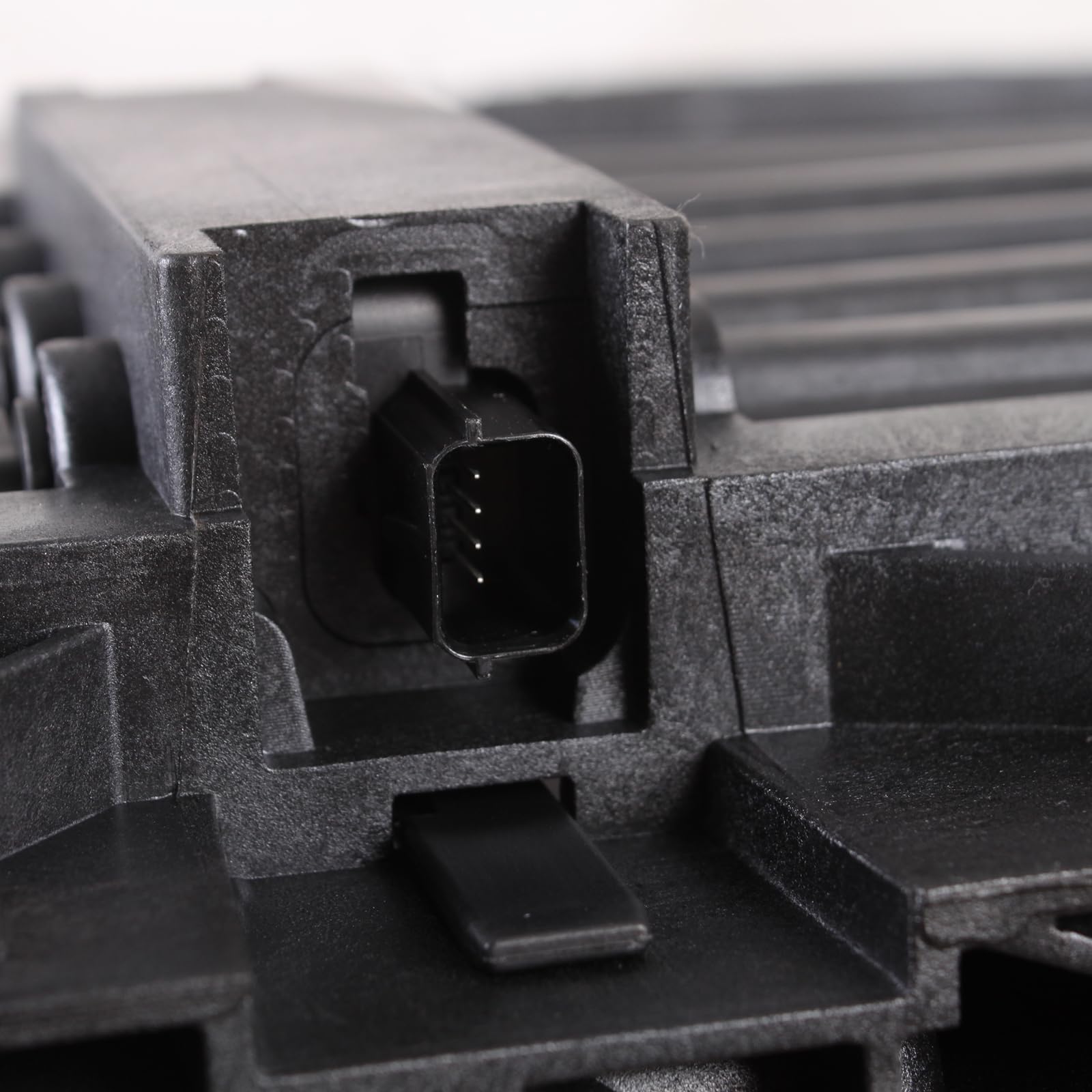 TYG (CAPA CERTIFICATE) Active Grille Shutter For Ford EcoSport 2.0Eng '18-'22 GN1Z8A284L FO1225253 w/Motor