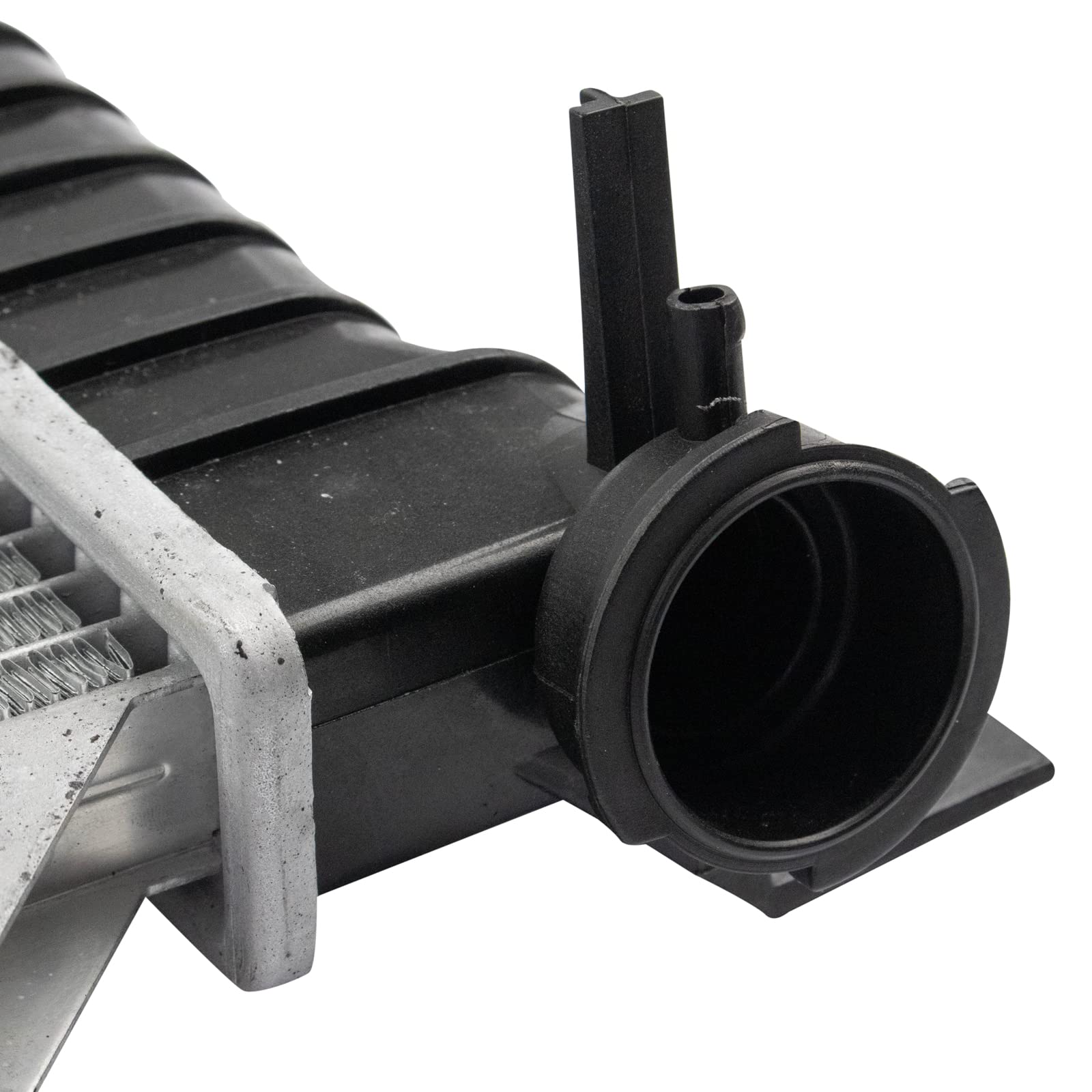 Trq Radiator Assembly Aluminum Core Compatible With 86-90 Ford Bronco Ii 91-94 Explorer 85-94 Ranger Mazda Navajo Cu897