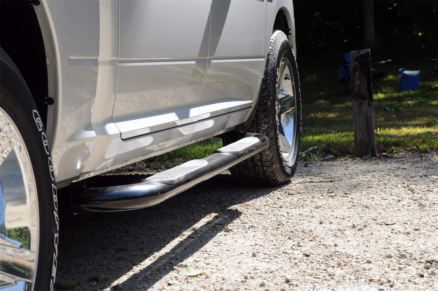 Dee Zee 3700291 Black Nerf Bar