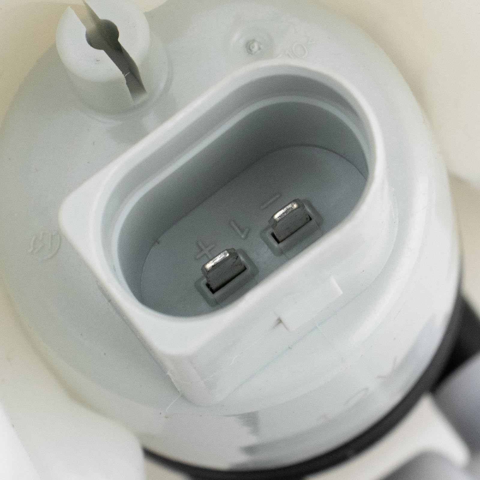 Trq Windshield Washer Reservoir Compatible With 2006-2007 Jeep Liberty Ch1288172