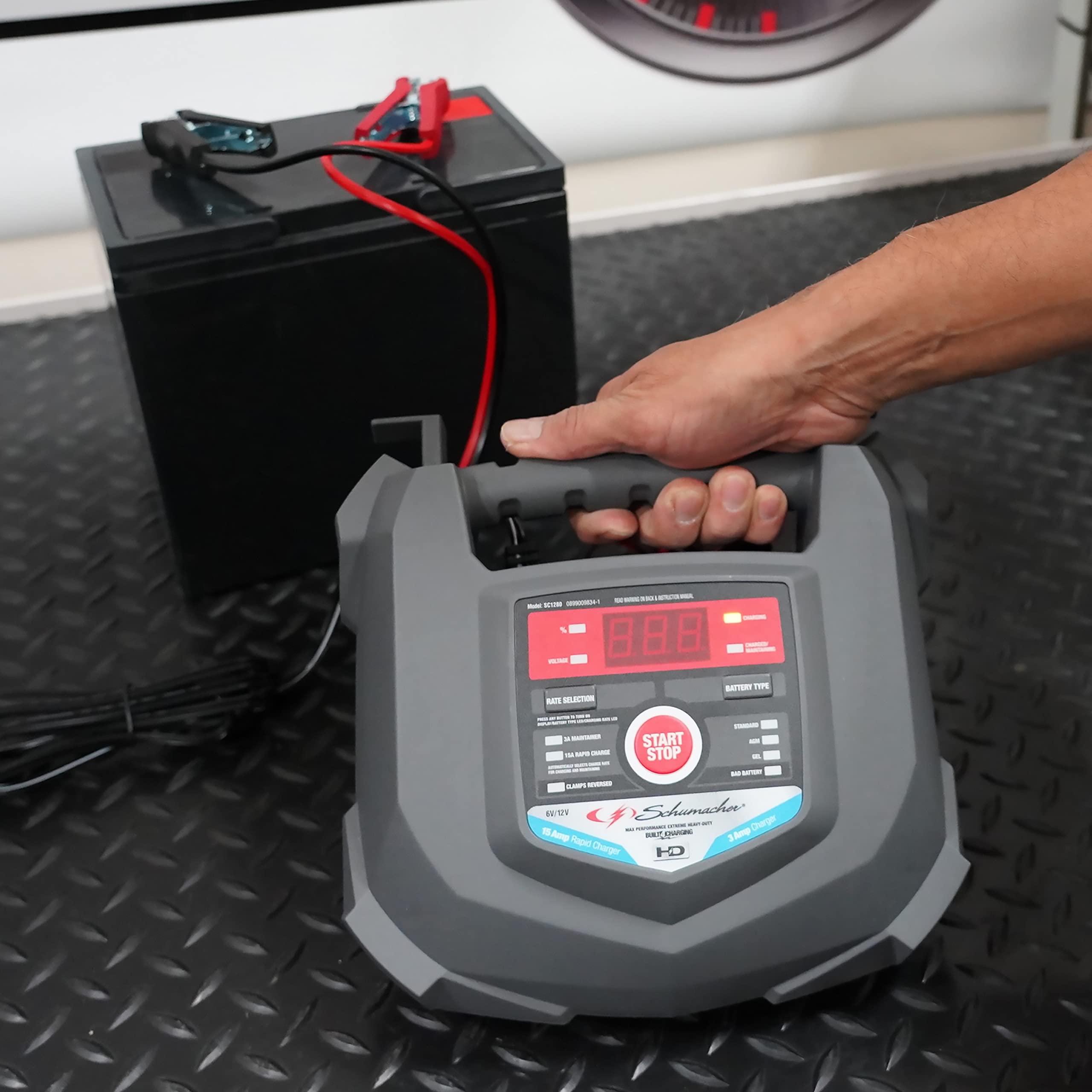 Schumacher Electric Car Battery Charger And Maintainer Sc1280 4-In-1, 15 Amp, Fully Automatic For 6V And12V Automobile Batteries