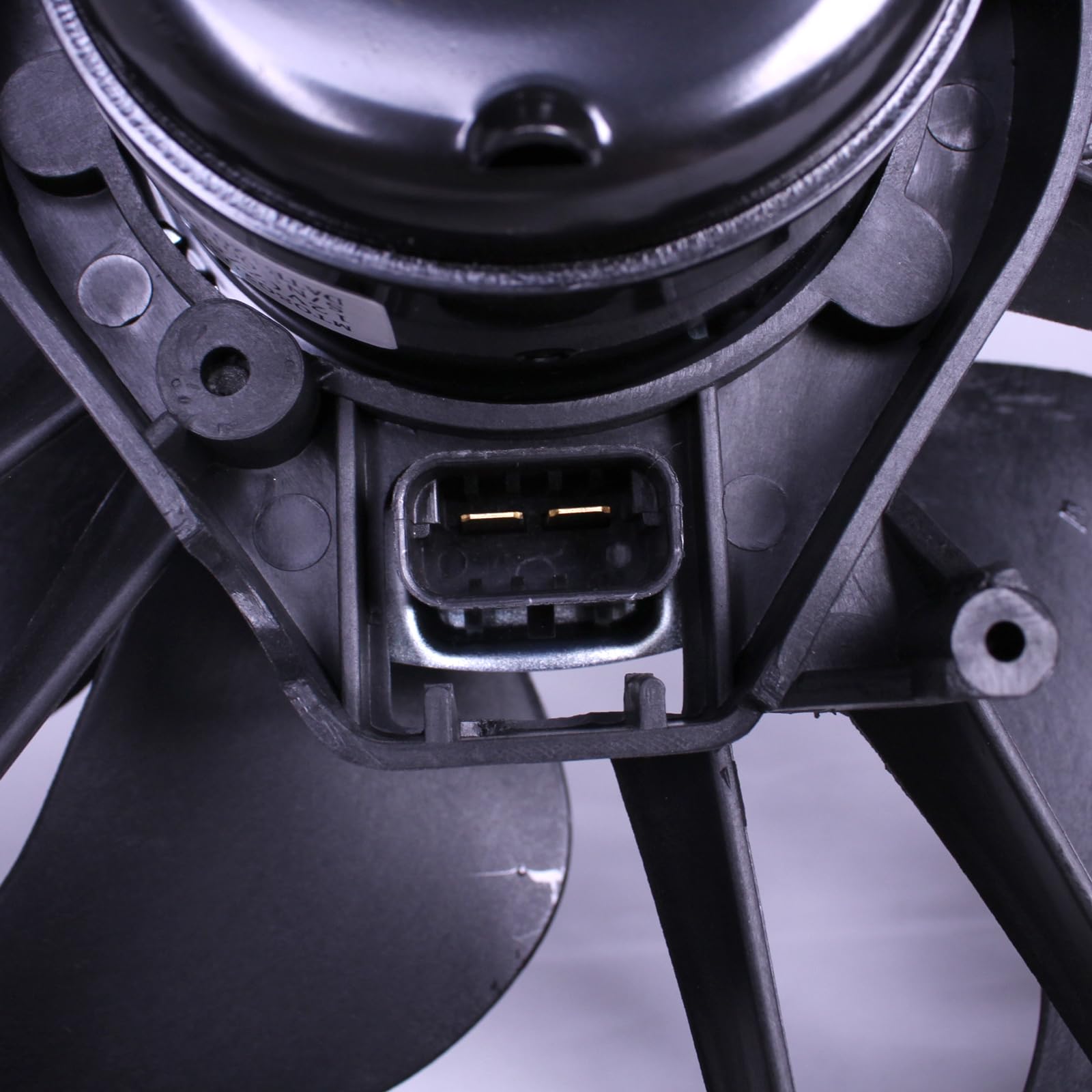 TYG Upgraded Cooling Fan Assembly for 2001-2003 Chevrolet Venture, 2002-2007 Buick Rendezvous, 2001-2004 Oldsmobile Silhouette |