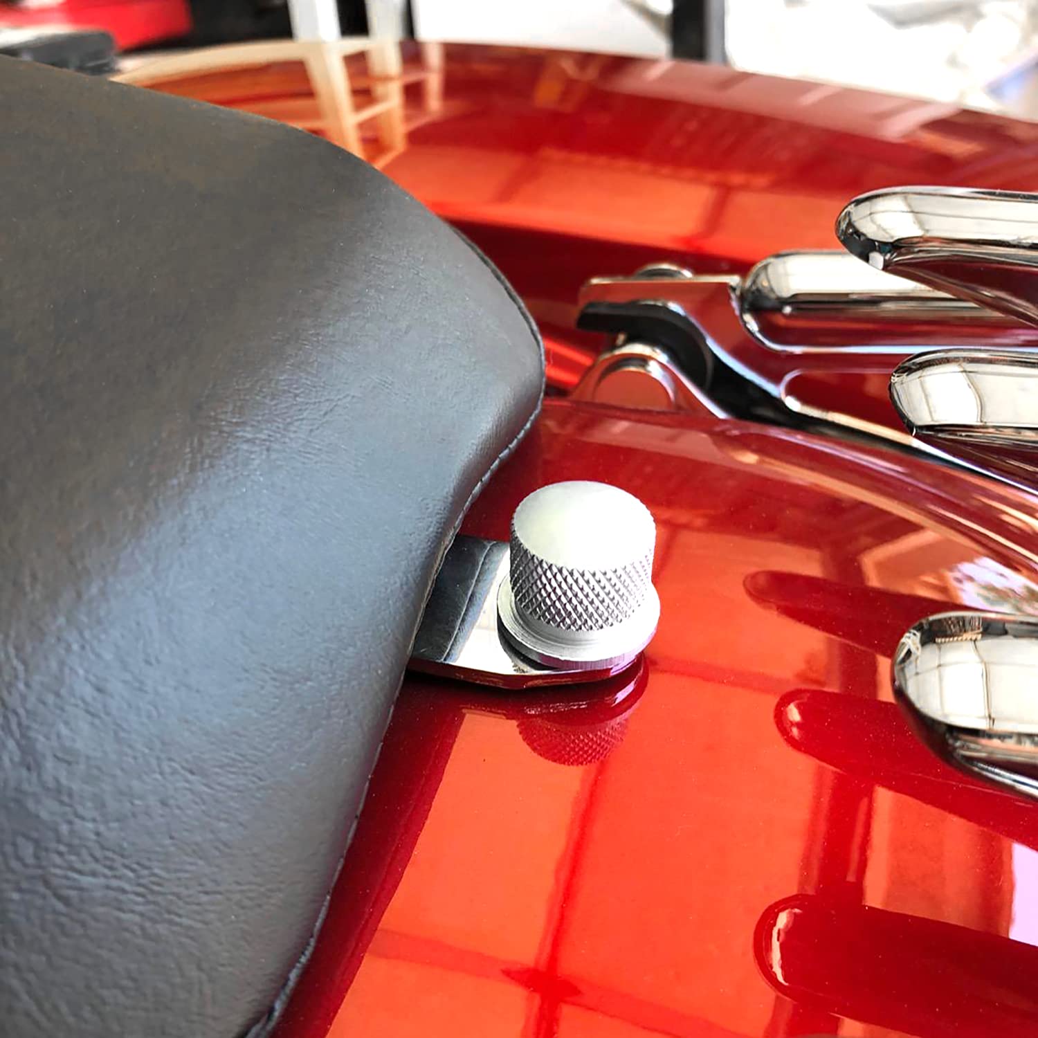 OxGord Stainless Seat Mount Bolt Screw Compatible with Harley Davidson Motorcycles - Billet Aluminum Hard Anodized Screw Cap 1/4 inch - Chrome