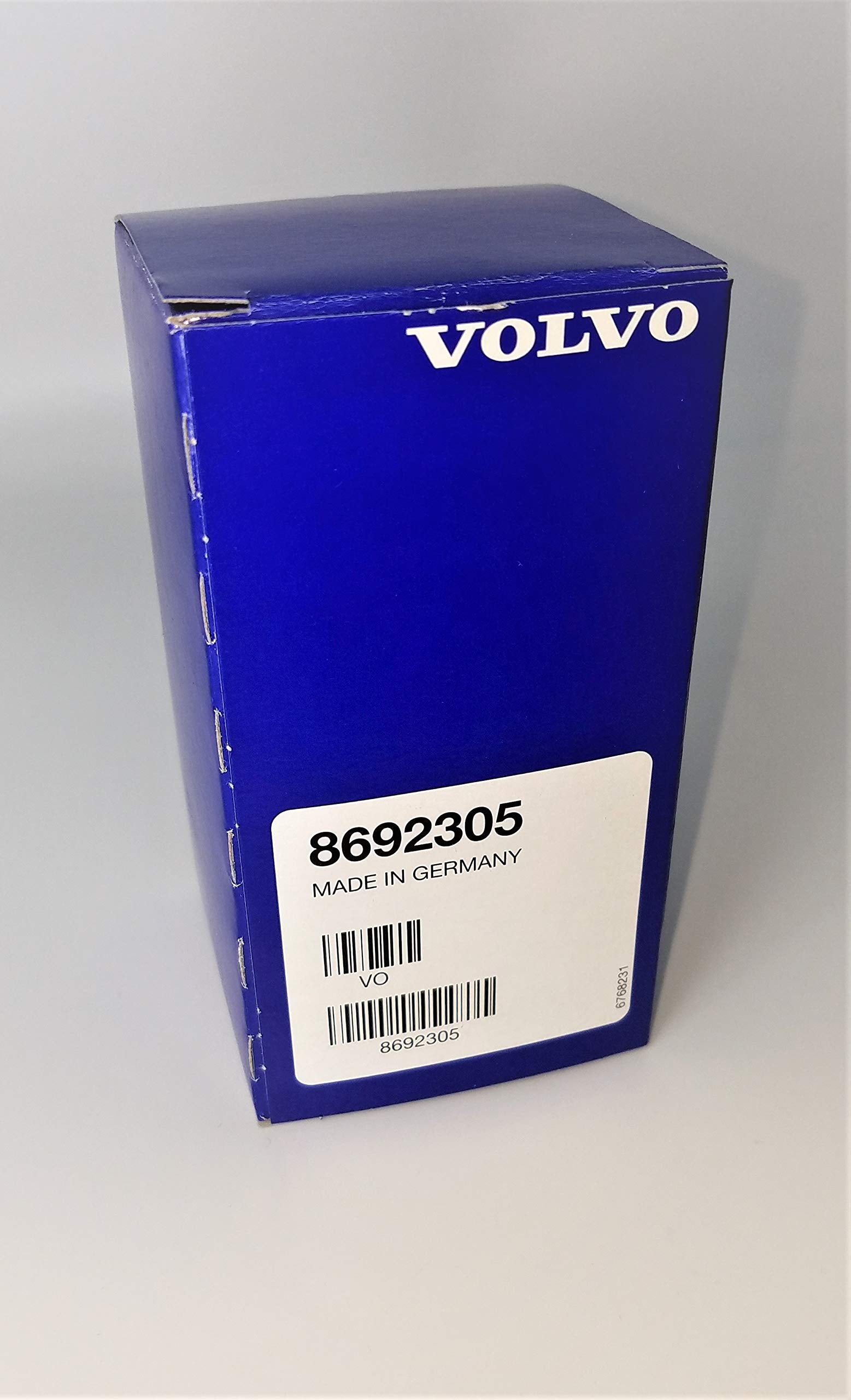 Genuine Volvo 8692305, Engine Oil Filter (Includes Drain Plug Gasket 977751)