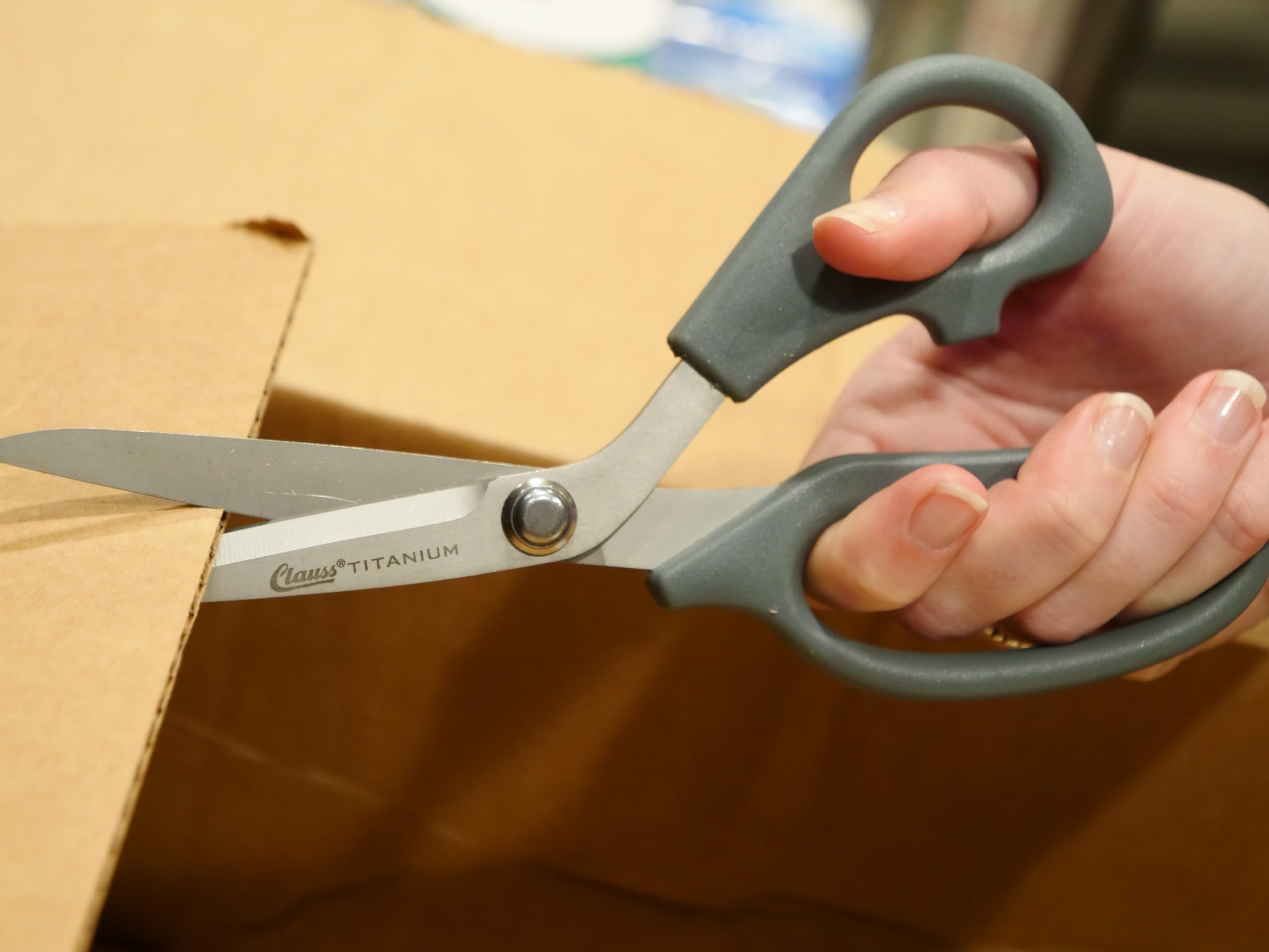 Clauss 18081 8-Inch Bent Titanium Bonded Adjustable Tension Shears With Extra Large Ultraflex Handles, Grey