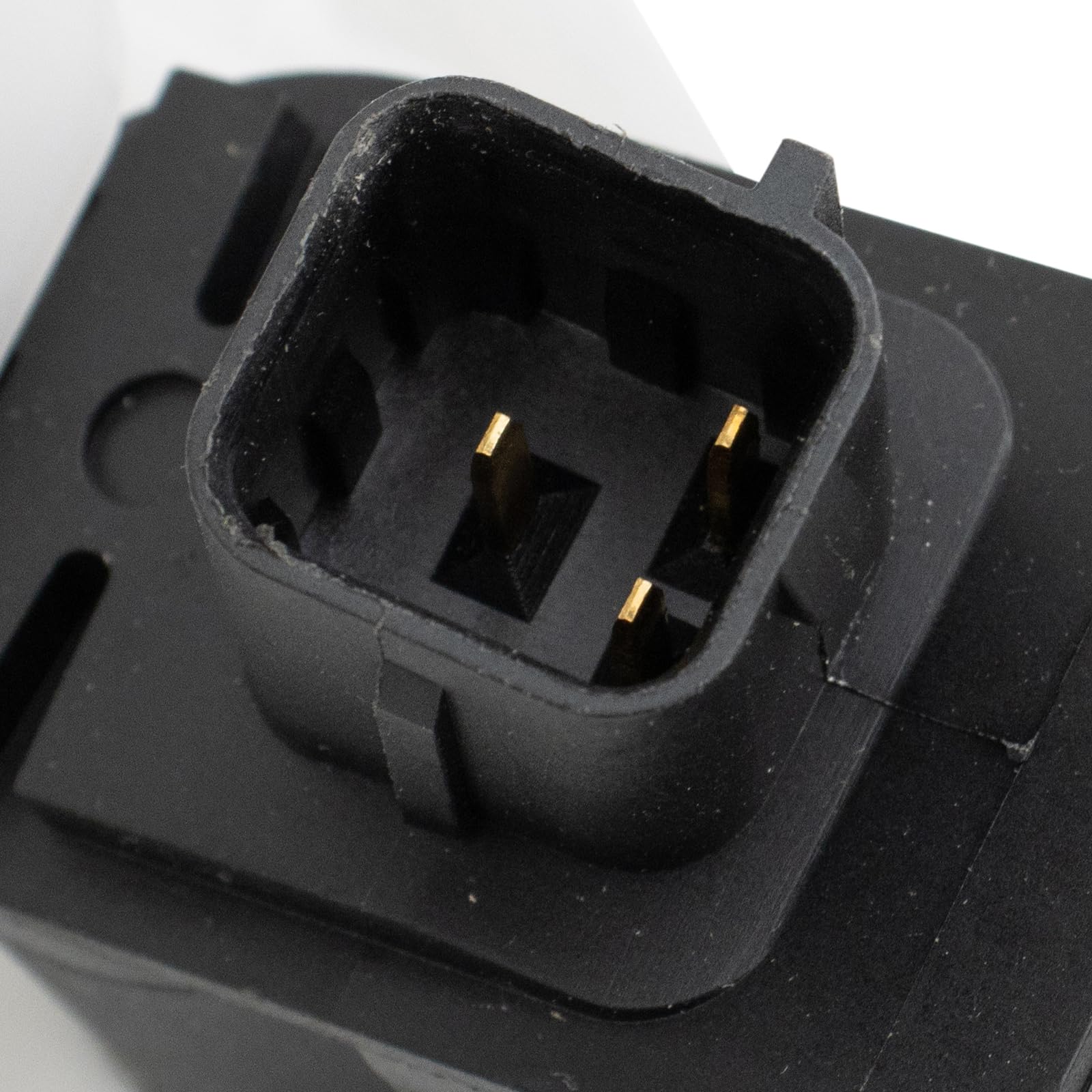 Trq Windshield Washer Reservoir Compatible With 2012-2015 Kia Rio Ki1288107