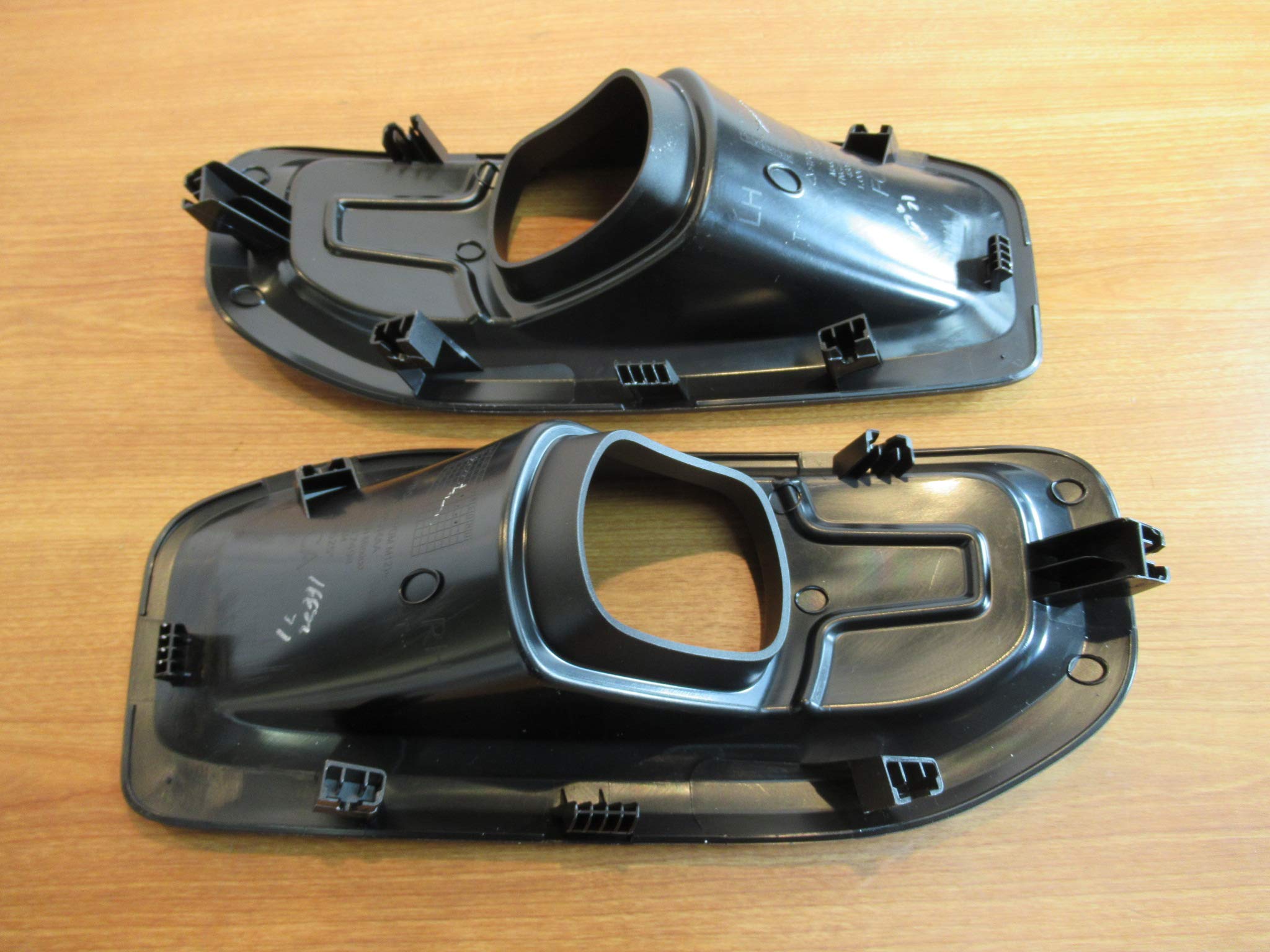 2019-2020 Ram 2500 3500 4500/5500 Non Led Fog Lamp Bezel Kit New Mopar Oem