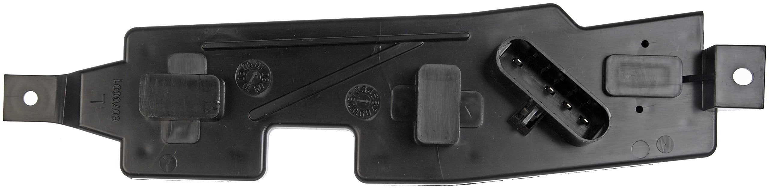 Dorman 923-001 Driver Side Tail Light Circuit Board Compatible With Select Cadillac / Chevrolet / Gmc Models