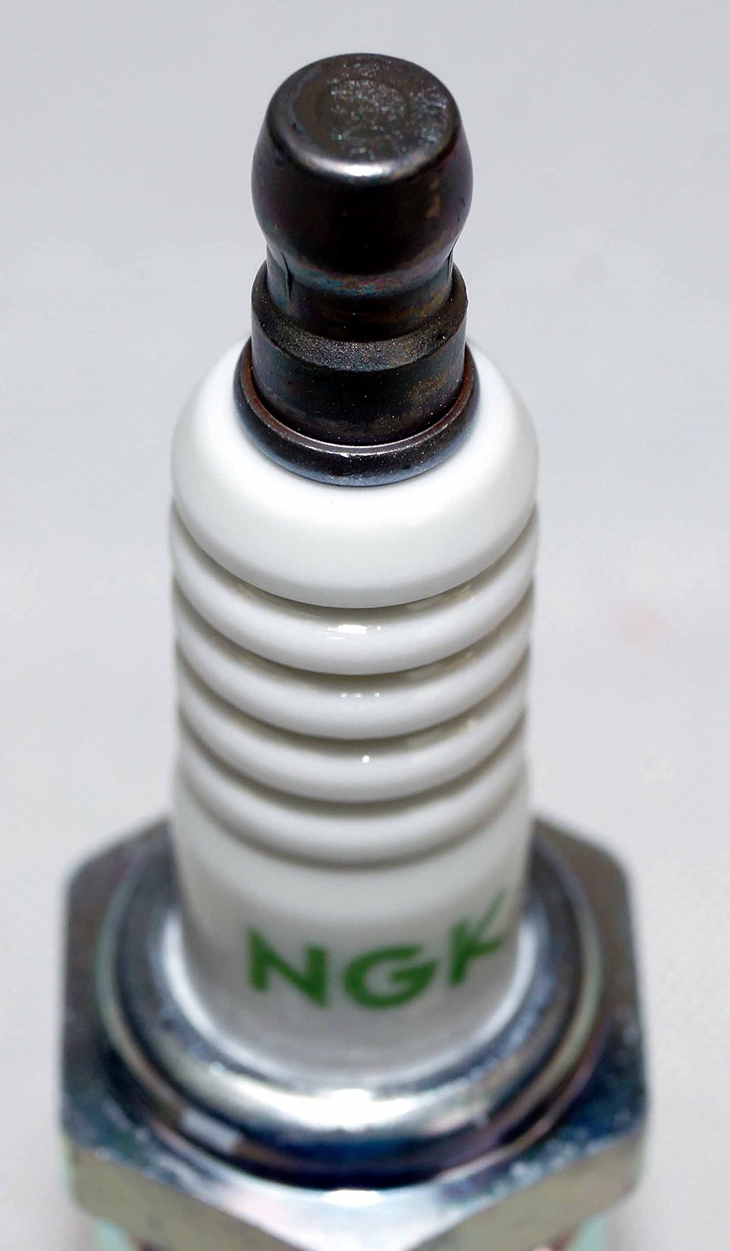 Ngk Spark Plug Set 708.21.34 - Bp8H-N-10 4838 - Set 2 Pieces -