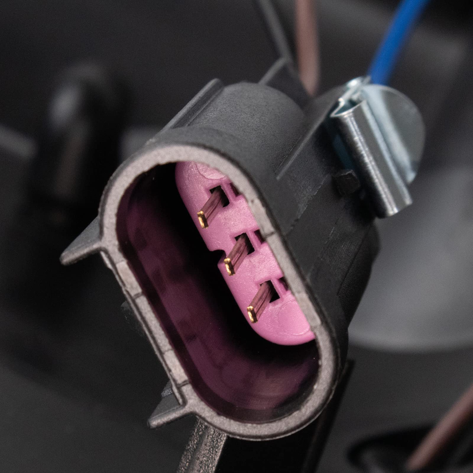 Trq Headlight Assembly Set Headlights Driver & Passenger Side Halogen Compatible With 2007-2014 Gmc Yukon Yukon Xl 1500 2007-201