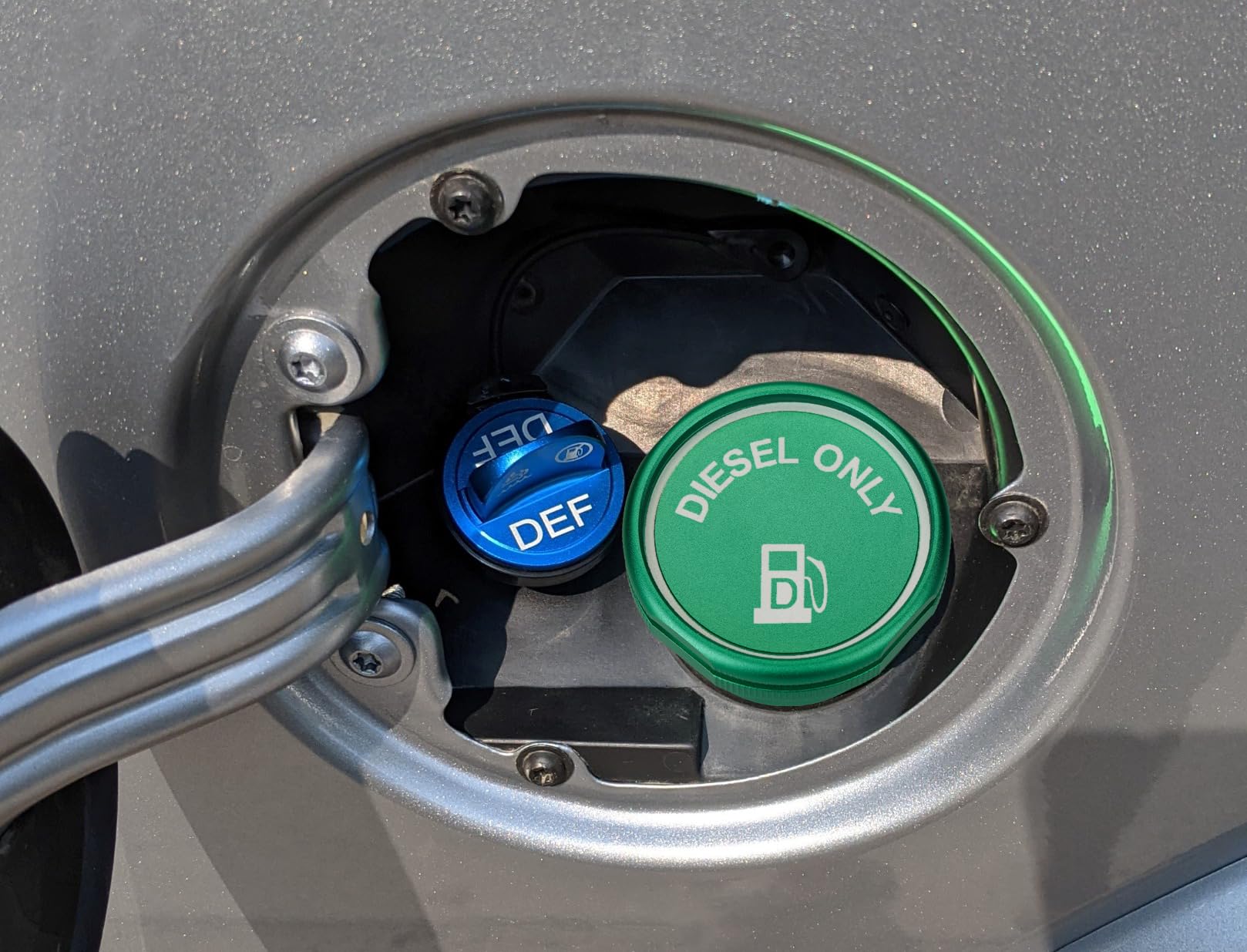Diesel Fuel Cap & Def Lid For 2019-2024 Ram-Magnetic Diesel Lid For 2019 2020 2021 2022 2023 2024 Ram 1500 2500 3500 Green Alumi