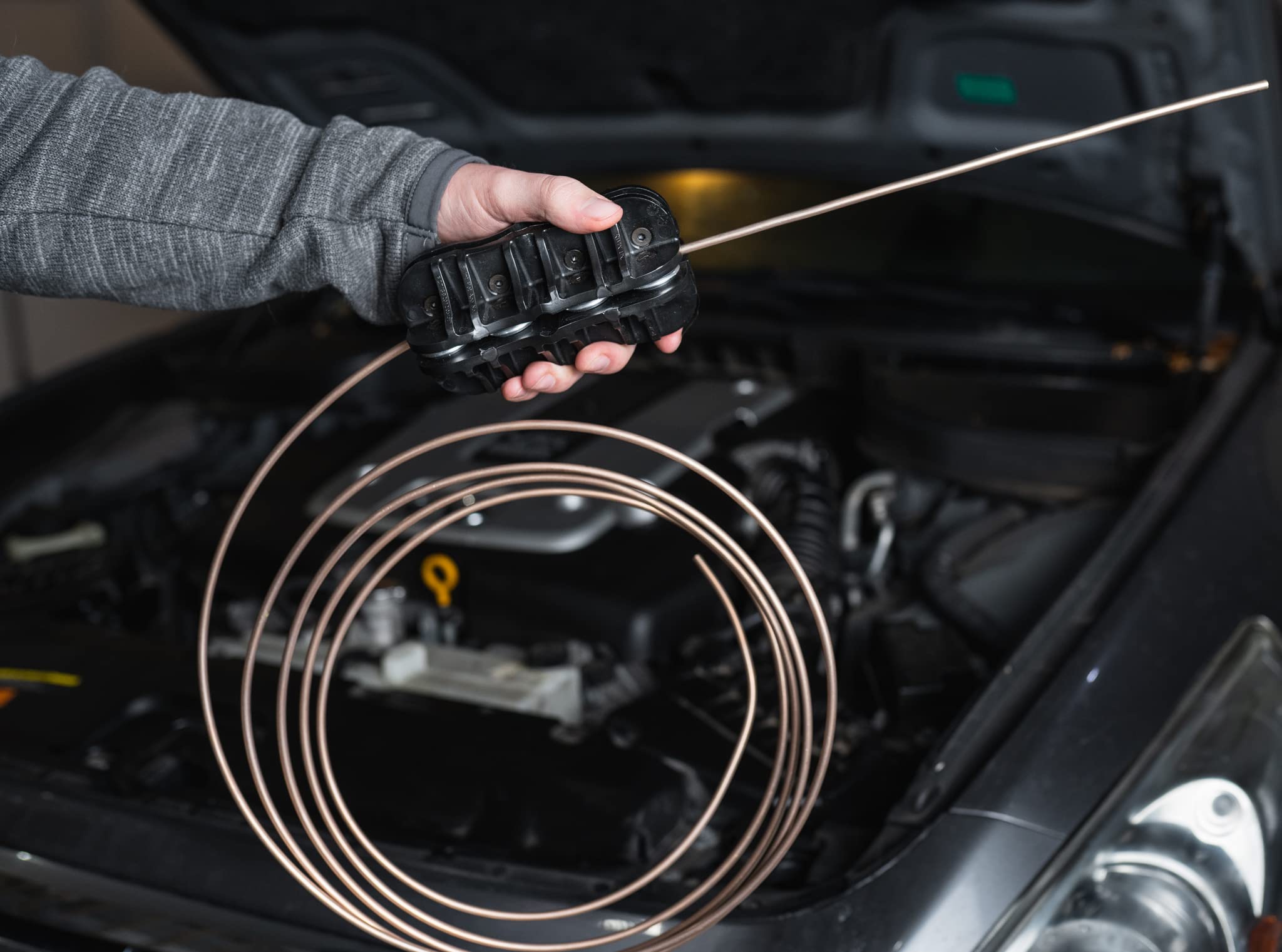 4Lifetimelines Handheld Tubing Straightener - 1/4 Inch Tube Straightening Tool For Brake And Fuel Line - Compatible With Copper,