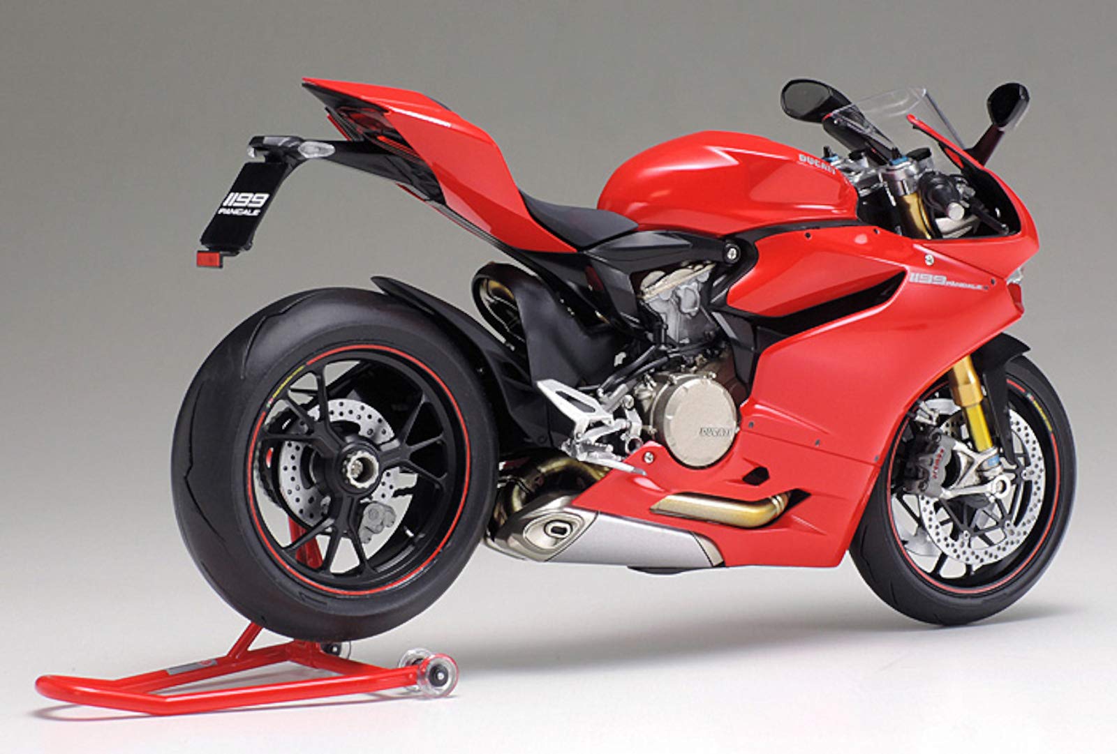 Tamiya 14129 1:12 Ducati 1199 Panigale S Model