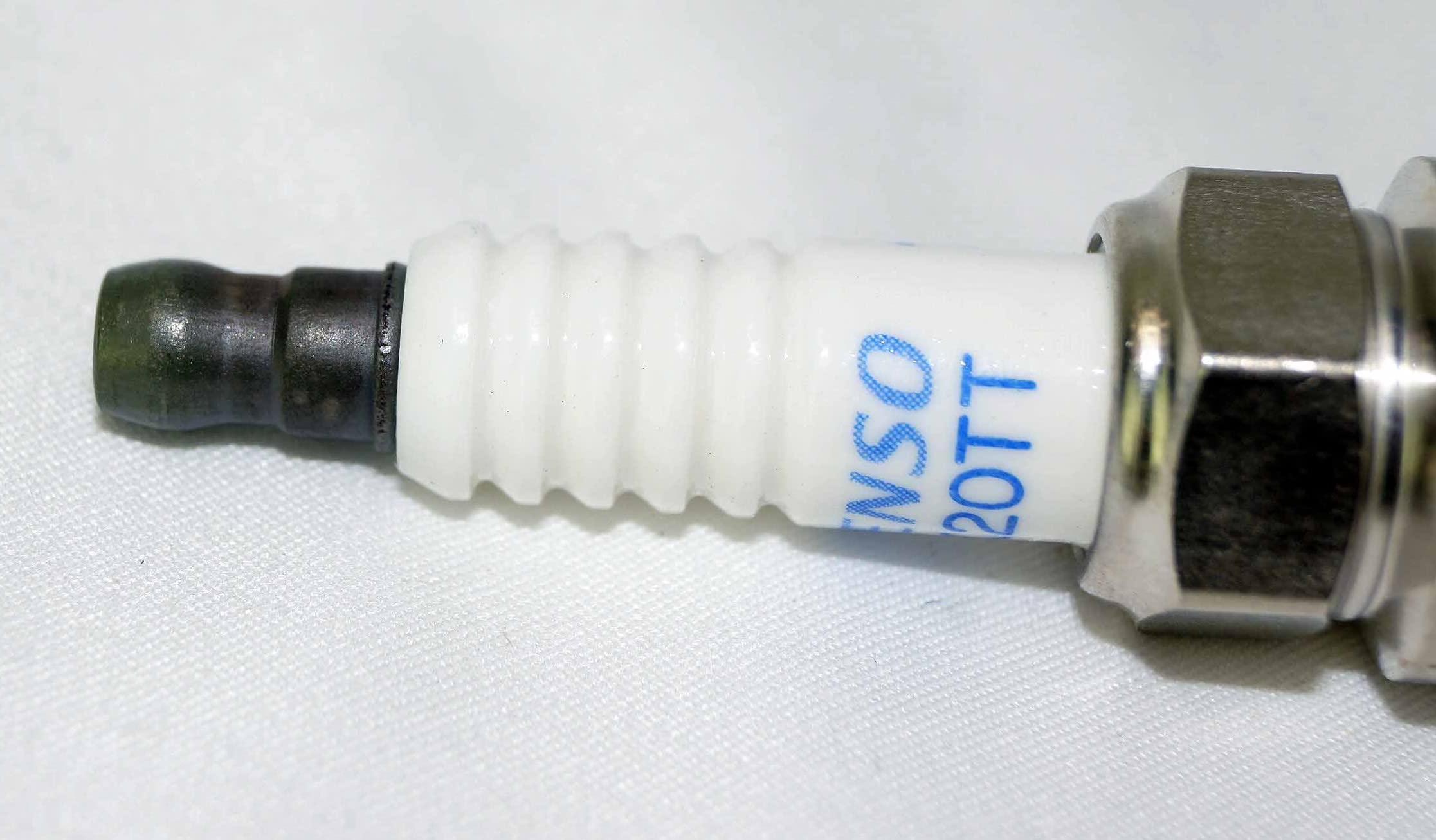 6 Pcsnew -- Denso #4504 Platinum T T Spark Plugs -- Pk20Tt