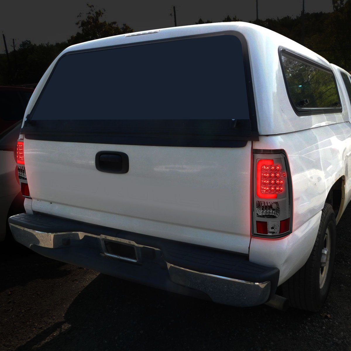 DNA MOTORING TL-CSIL03-LED-RD3D-CH-SM LED 3D Tail Light Assembly Driver & Passenger Side [Compatible with 03-06 Silverado / 07 Sierra]