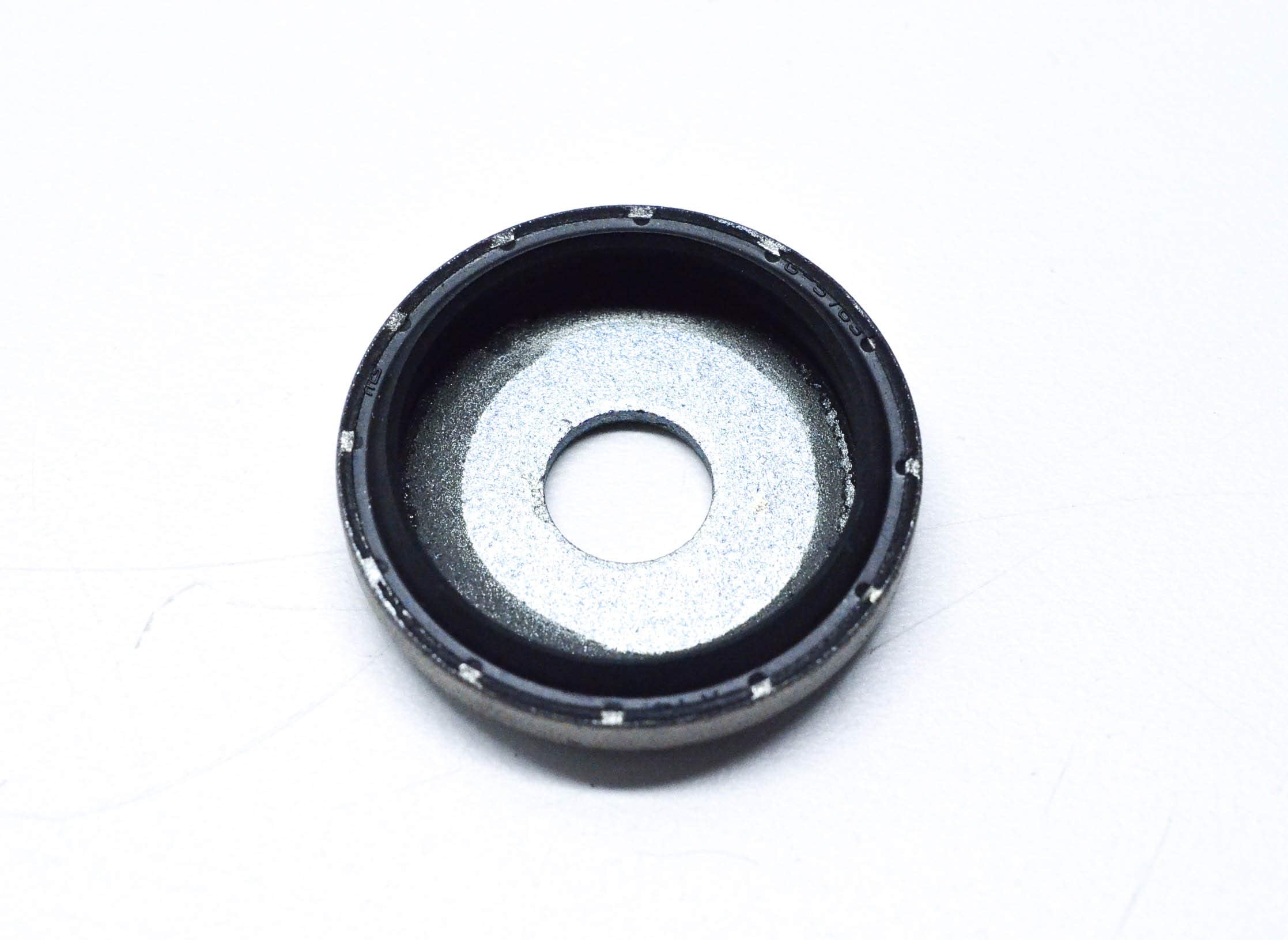 Yamaha 2Nl-23517-00-00 Cover, Thrust 1; New # 3Jn-23517-00-00 Made By Yamaha