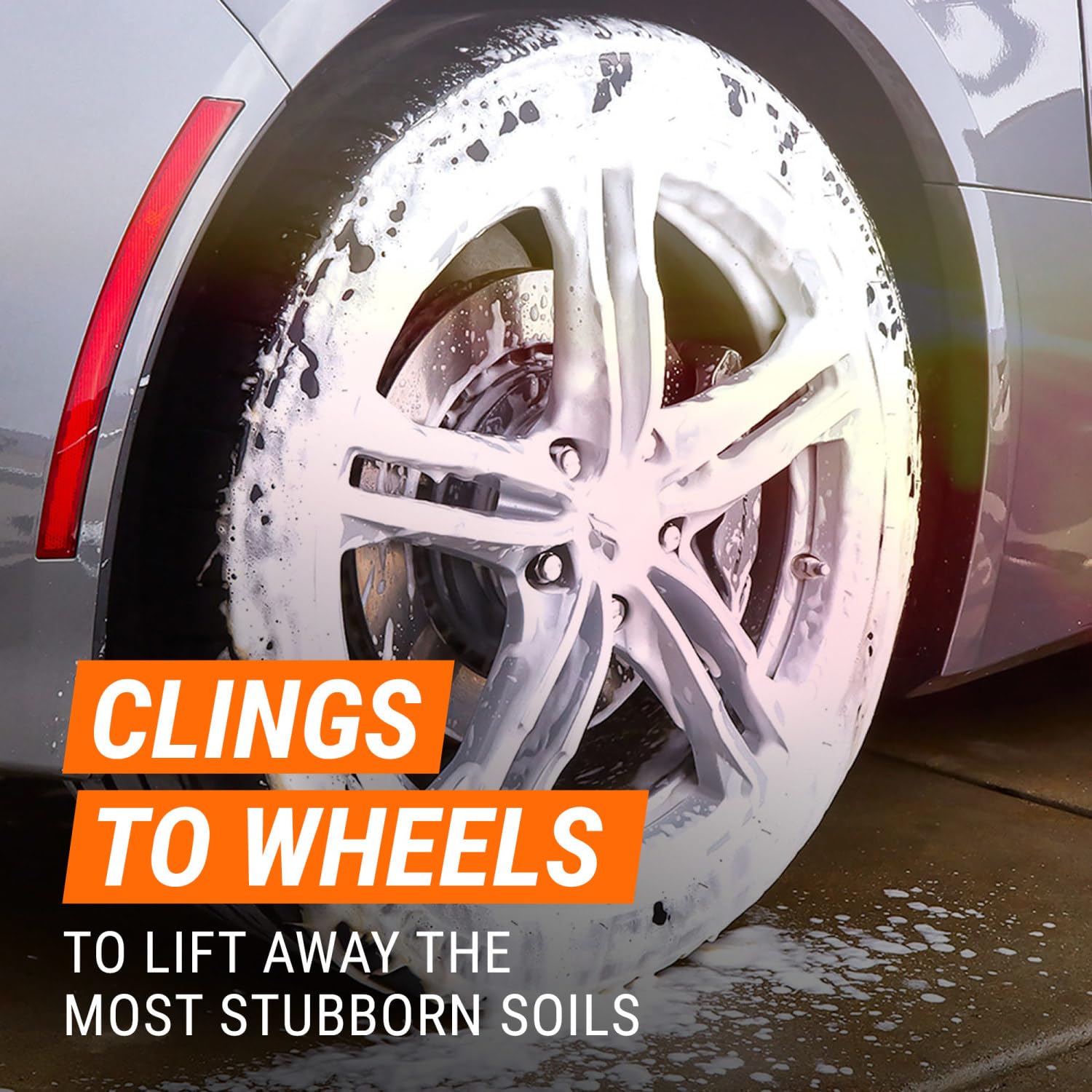 Armor All Car Tire & Wheel Spray Bottle, Cleaner For Cars, Truck, Motorcycle, Extreme, 32 Fl Oz, 78011