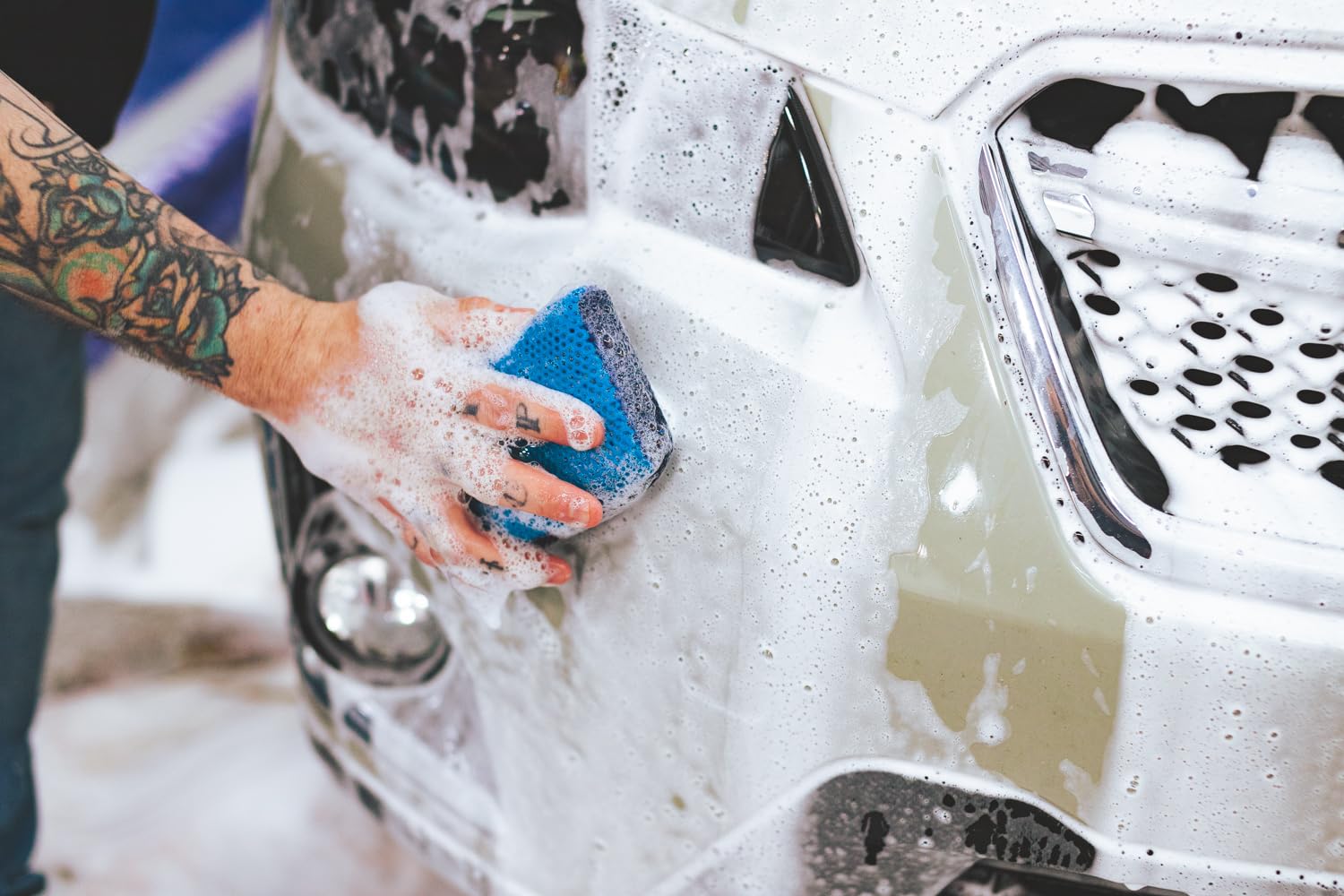 The Rag Company - Ultra Clay Scrubber - Fast And Effective Removal Of Paint Contaminants, Light Overspray, And More; Dual Sided