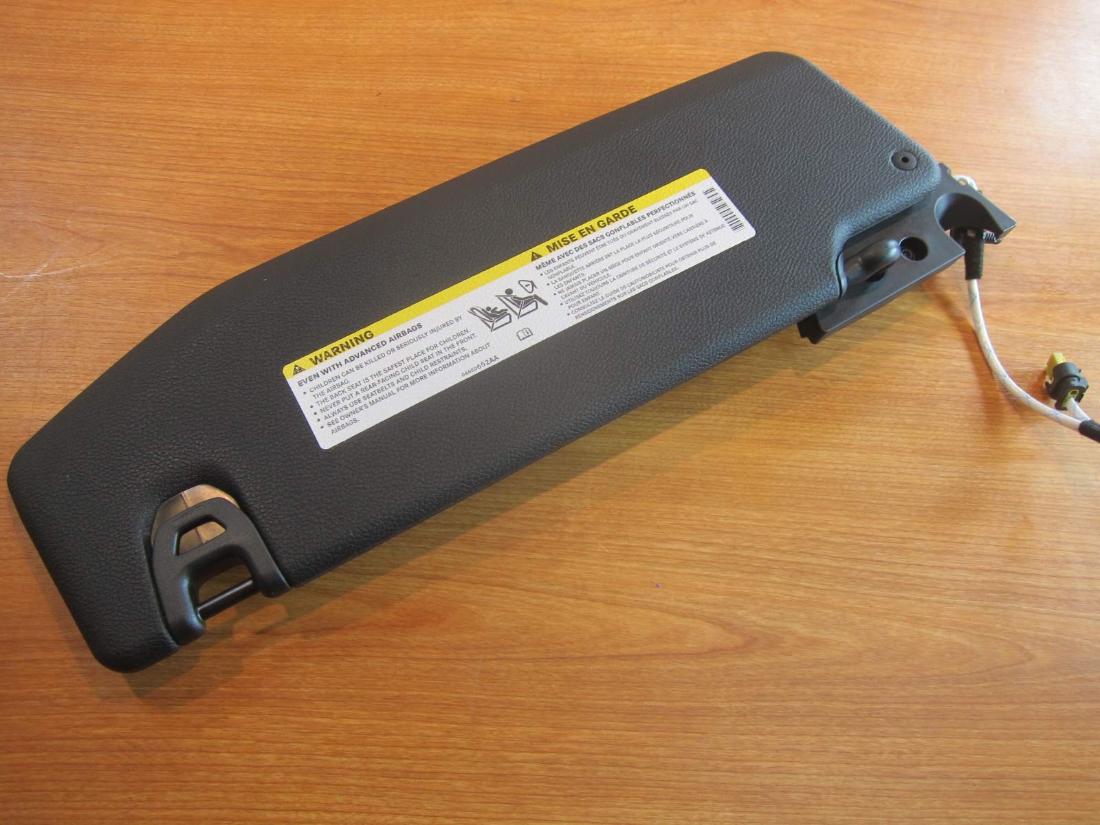 Mopar 2018-2020 Jeep Wrangler Jl Gladiator Right Passenger Side Illuminated Sun Visor