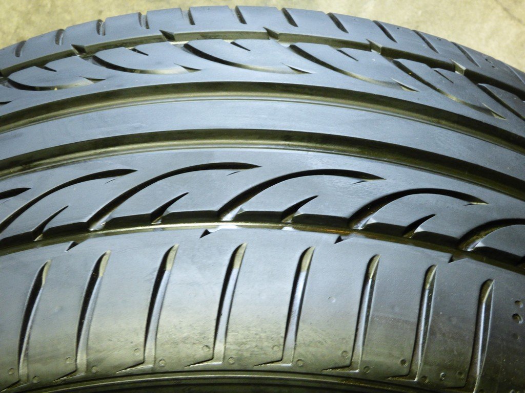 Hankook Ventus V12 Evo 2 Summer Radial Tire - 285/30Zr20 Y