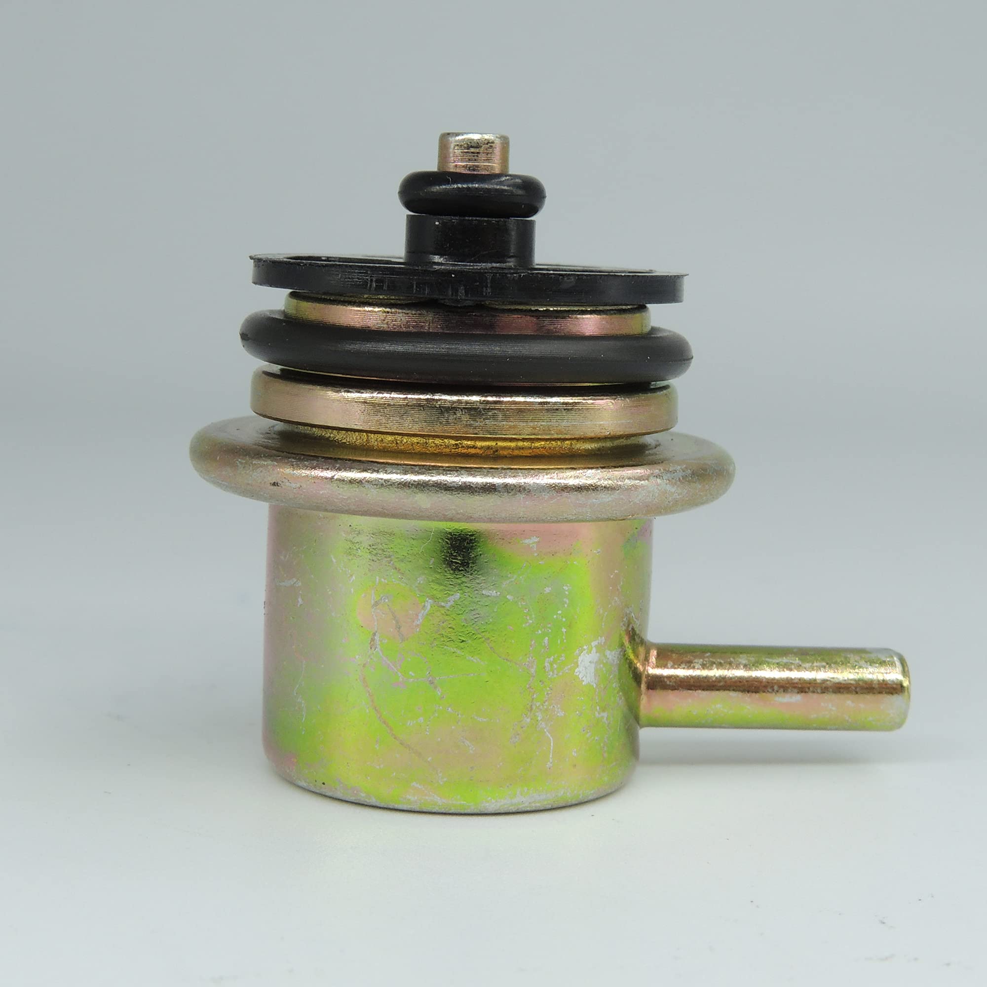 Hisport Fuel Injection Pressure Regulator - Kit With Clip And Snap Ring, 3.8Bar, Replaces 19236428, 2173299