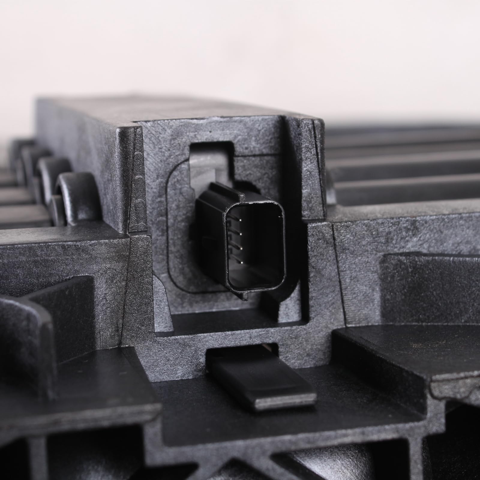 TYG (CAPA CERTIFICATE) Active Grille Shutter For Ford EcoSport 1.0 Turbo Eng '18-'21 GN1Z8A284M GN1Z8A284AA FO1225252 w/Motor