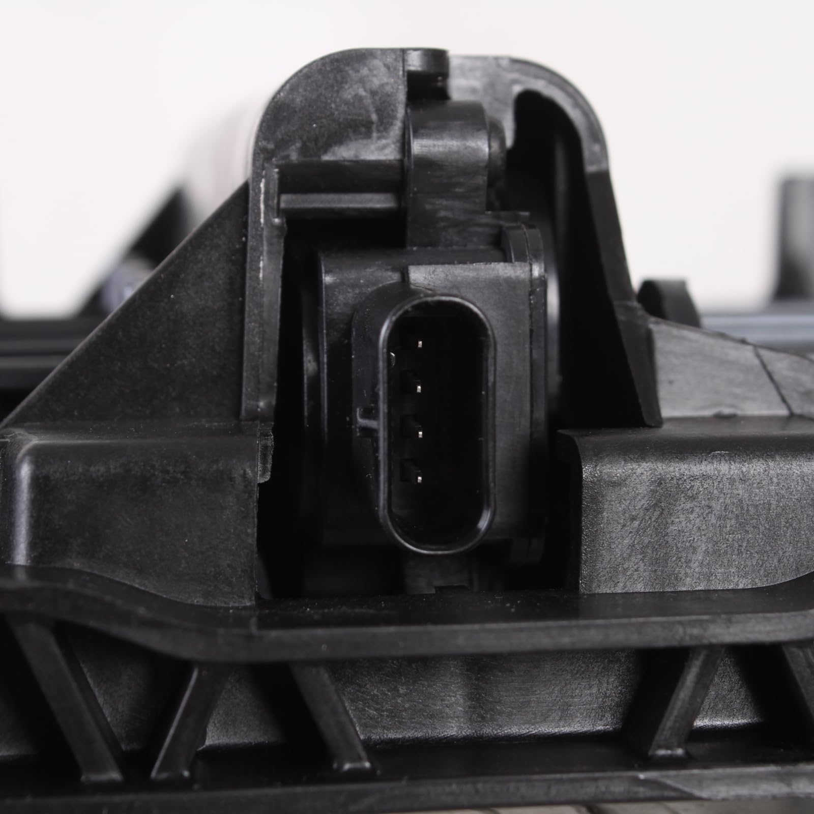 TYG (CAPA QUALITY) Active Grille Shutter For Honda Accord Sedan 1.5L Turbo Eng Sedan/EX/EX-L '18-'22 / Hybrid '18-'22 71300-TVA-