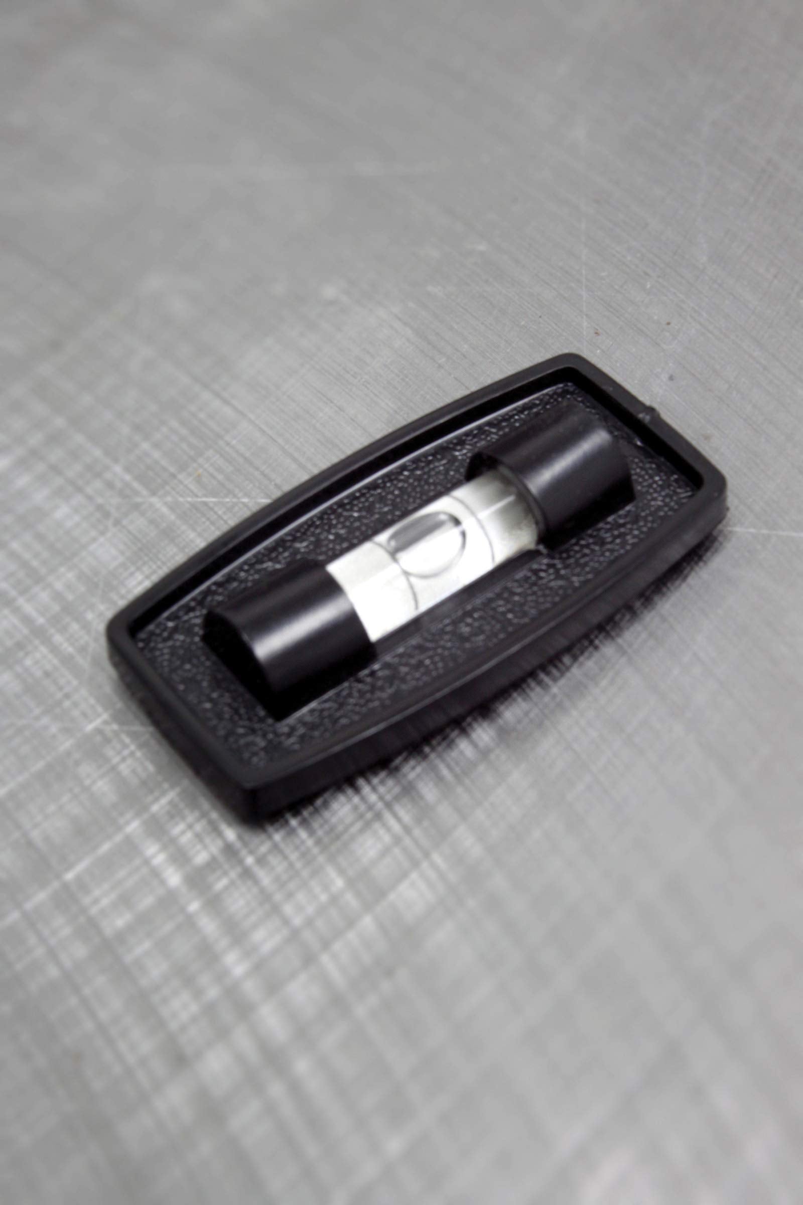 Hoppy (3926) Two-Way Never Fade Stick-On Level