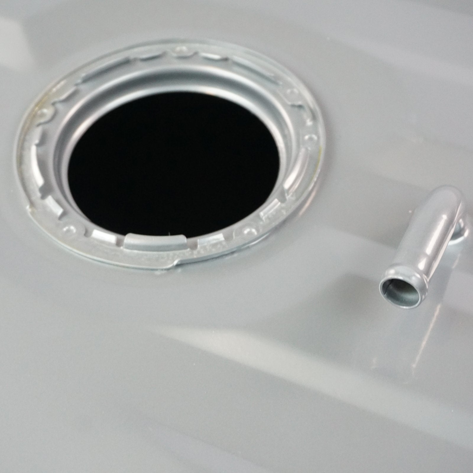 Trq Gas Fuel Tank 42 Gal Compatible With 1998-1999 Chevrolet C1500 Suburban C2500 Suburban K1500 Suburban K2500 Suburban Gmc