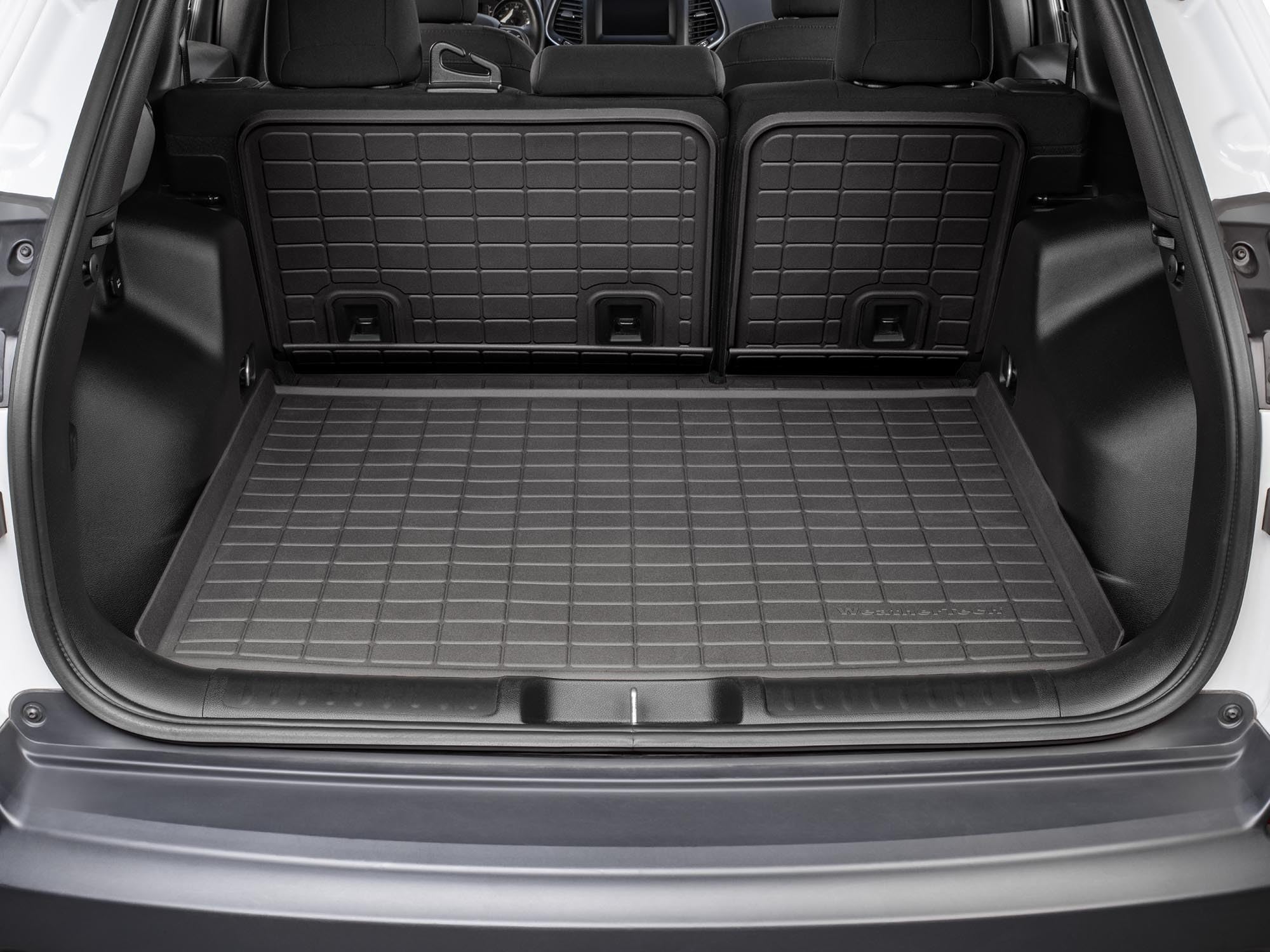 WeatherTech Cargo Trunk Liner HP for Jeep Cherokee - Behind 2nd Row (401511IM) Black