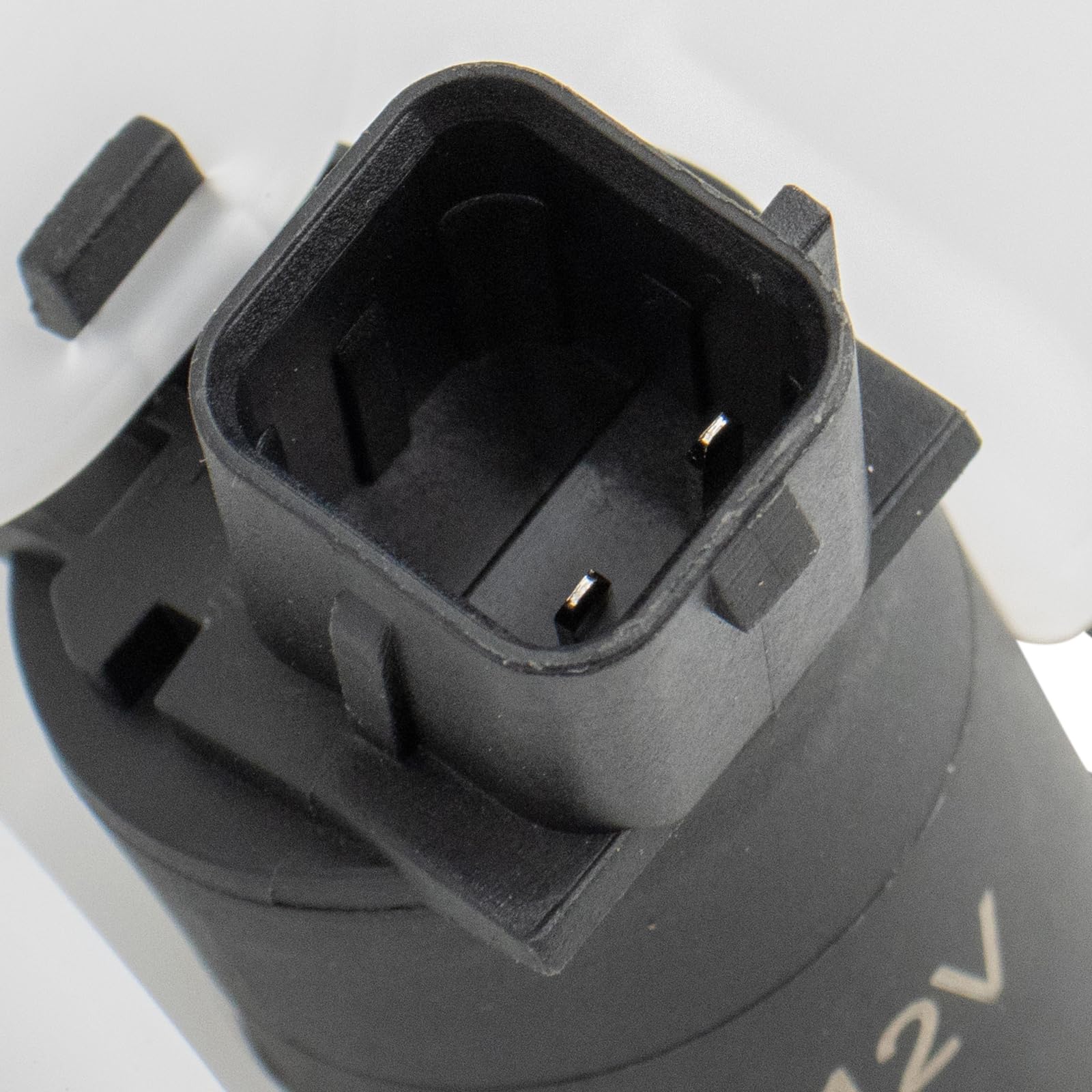 Trq Windshield Washer Reservoir Compatible With 2012-2017 Hyundai Azera 2011-2015 Sonata Hy1288108