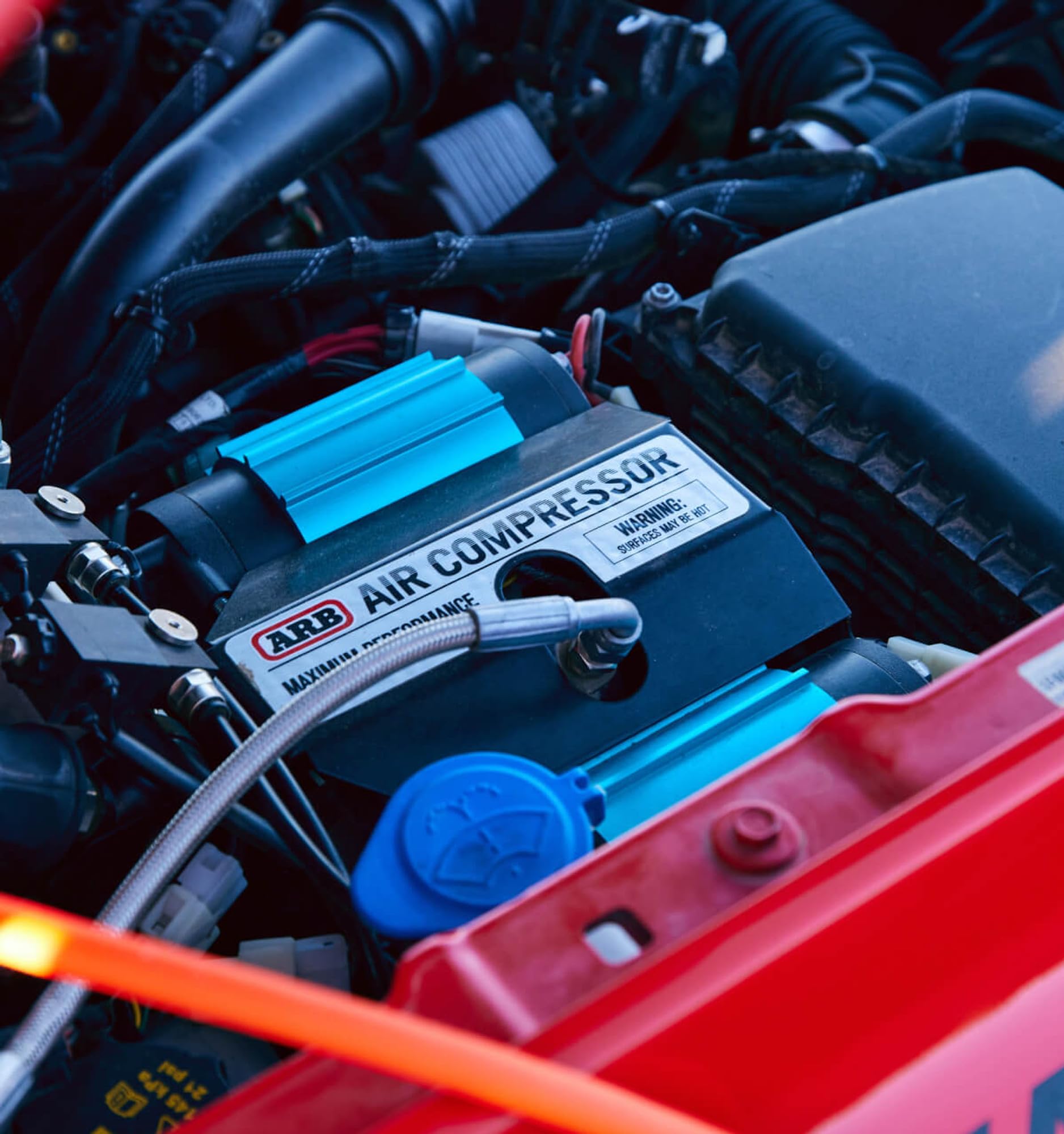 Arb Ckmta12 '12V' On-Board Twin High Performance Air Compressor, Ideal For Air Lockers Locking Differentials, Tire Inflator, Air