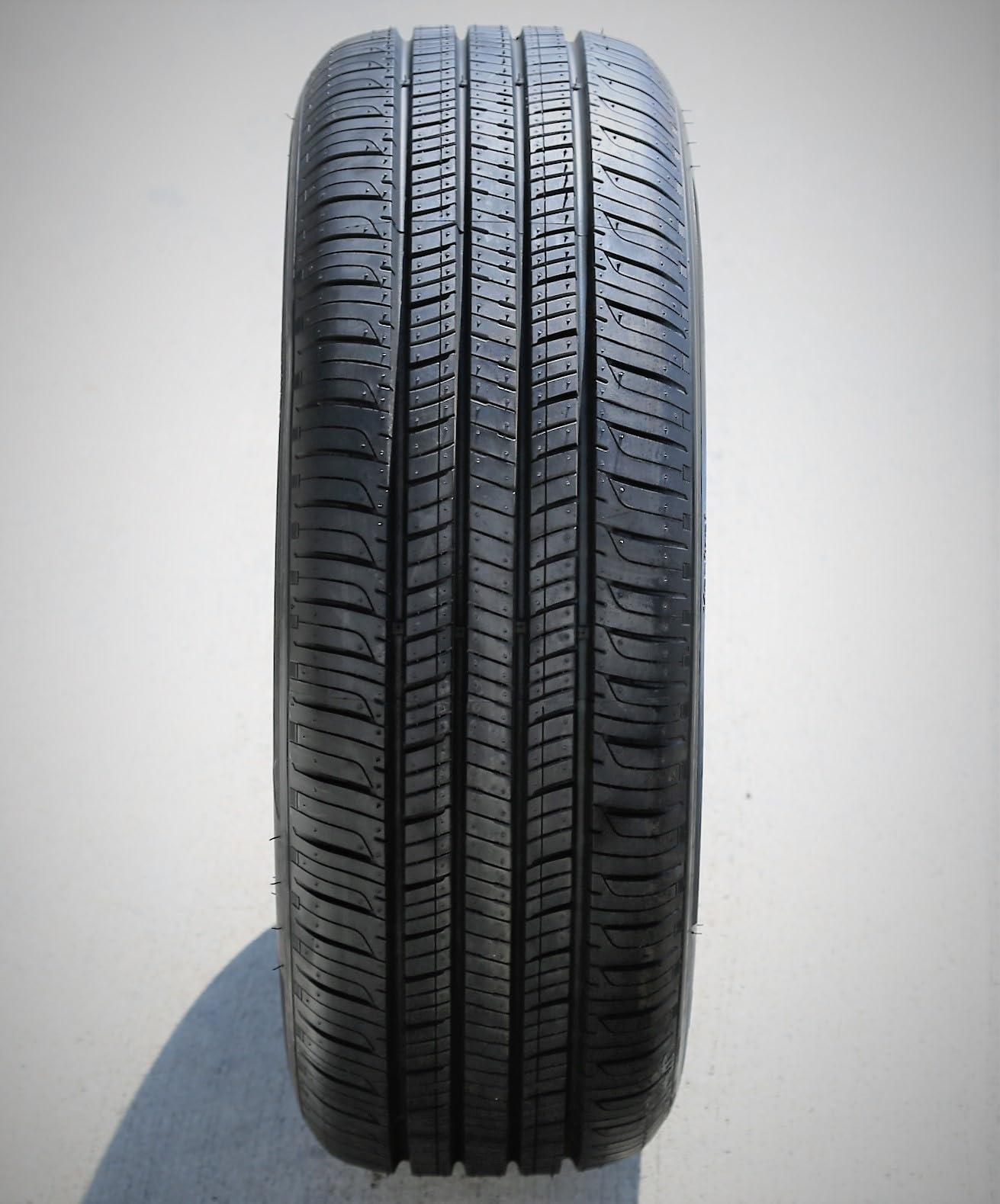 Hankook Kinergy Gt H436 All_ Season Radial Tire-235/65R17 104H
