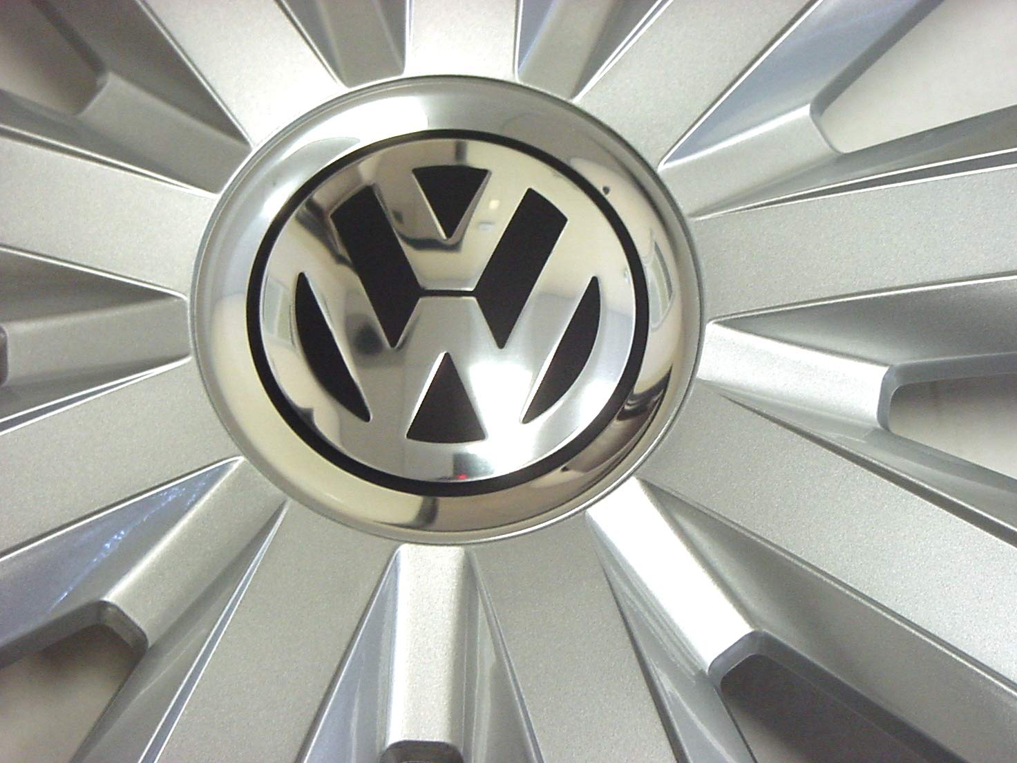 Genuine Oem Vw Single Hubcap Jetta-Sedan 2011-2014, Cover Fits 15-Inch Wheel, 5C0-601-147-Qlv