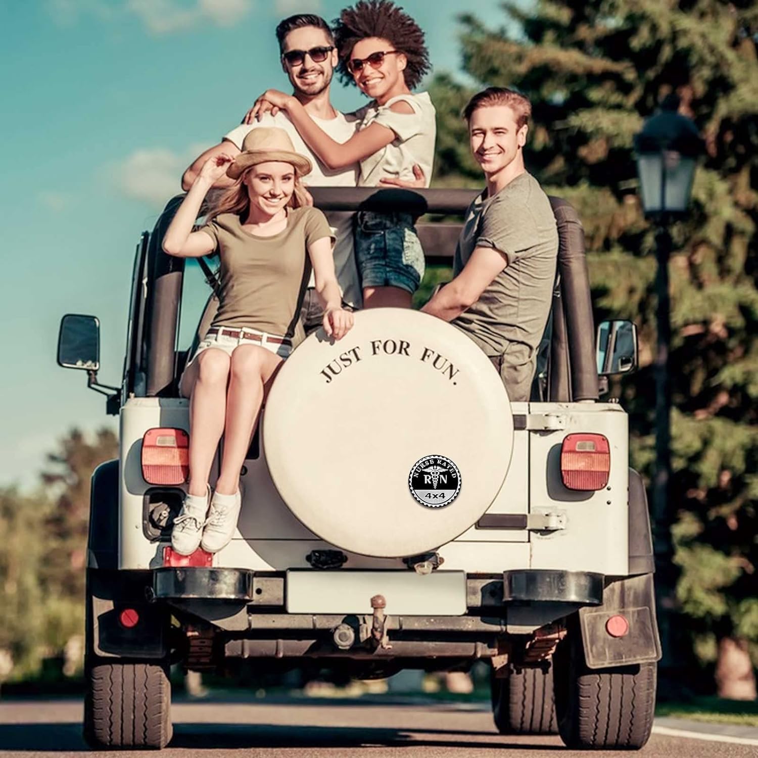 1Pc Black RN Nurse Badge Rated Car Emblem, 4 x 4 Metal Automotive Badge 3D Metal Car Badges Emblems Round Decals Car Badge Decal