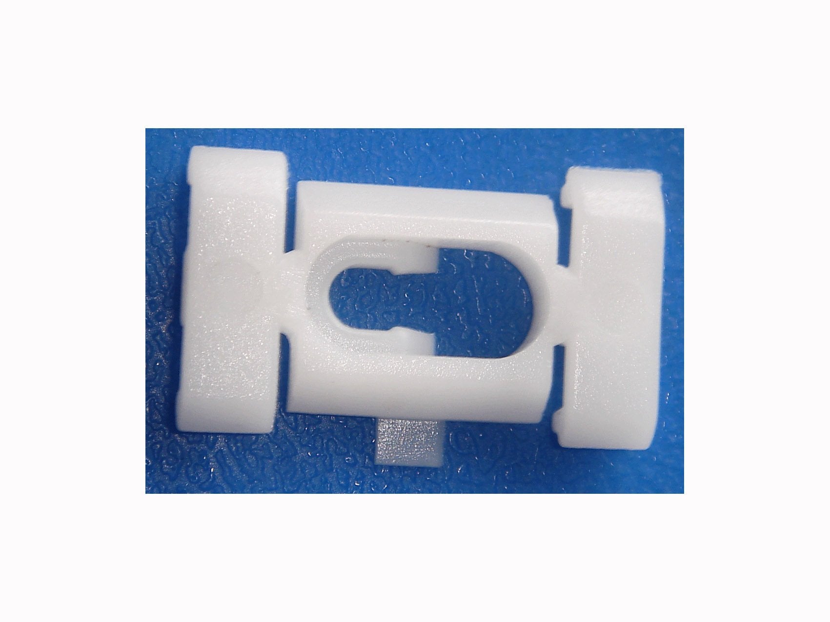 Autobahn88 Retainer Clip For Rocker Panel, Compatible With Gm (Oem: 15633873, 20175051) (Pack Of 20)