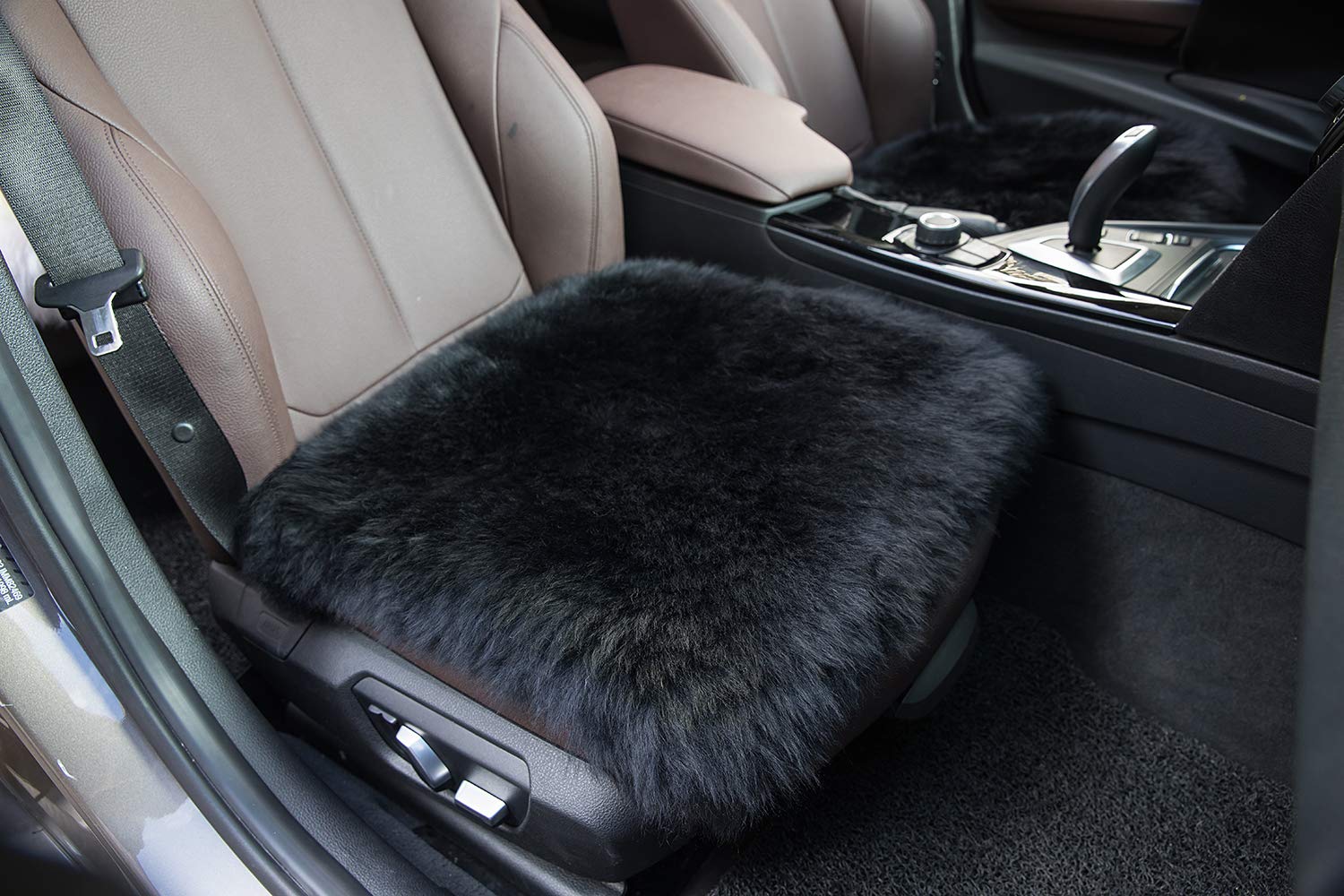 Sisha-A Winter Warmth: Universal Sheepskin Seat Cushion Cover - Natural Wool, for Cars, Trucks, SUVs & Vans - Cozy & Stylish Dri