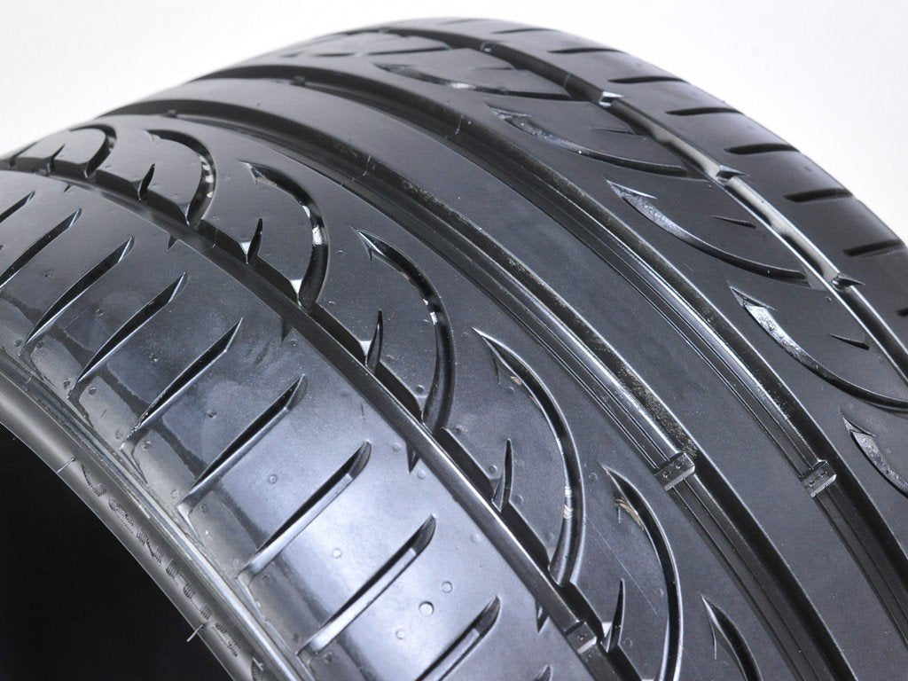 Hankook Ventus V12 Evo 2 Summer Radial Tire - 305/25R20 Y