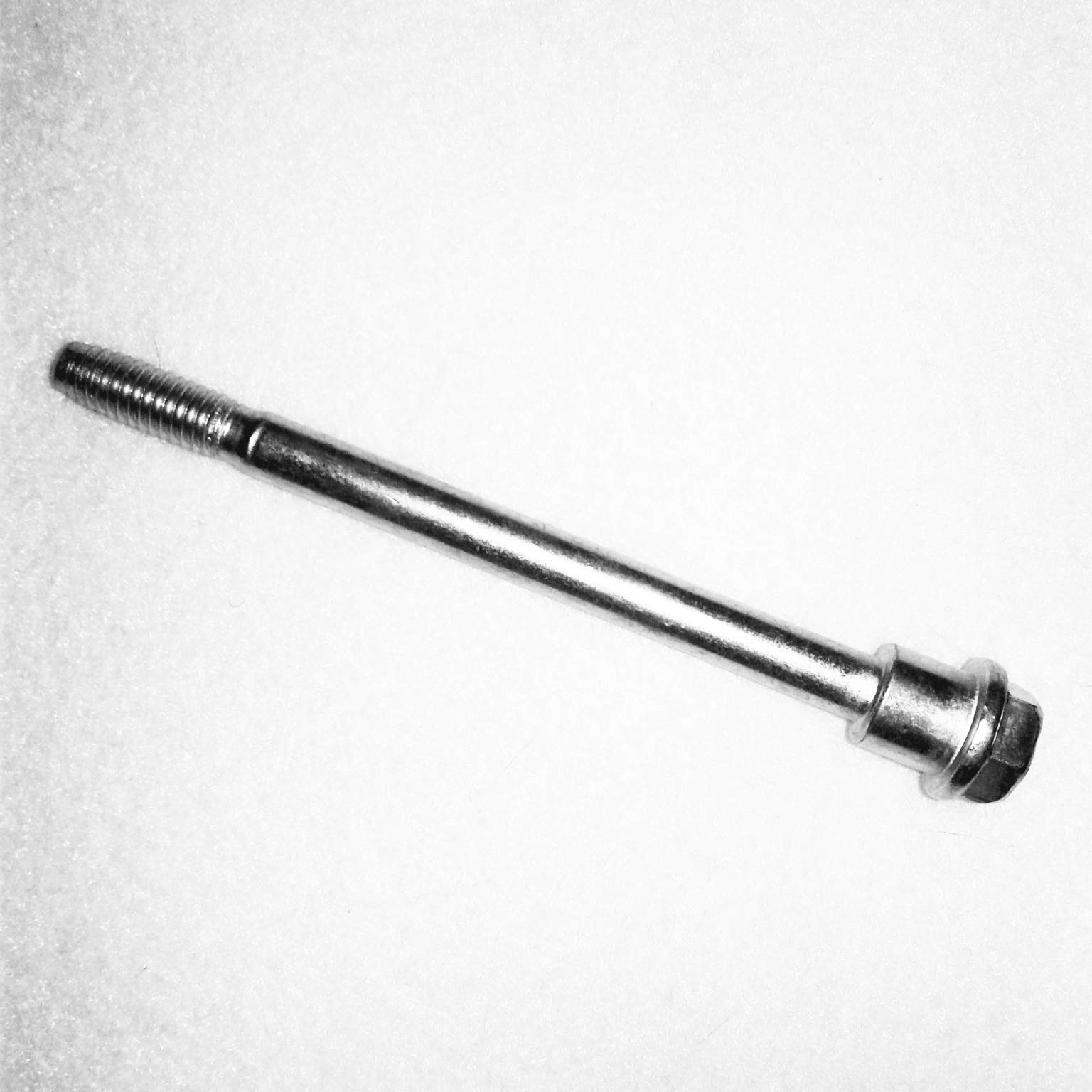 Honda 90003-Z8B-900 Bolt, Special (6Mm); 90003Z8B900 Made by Honda