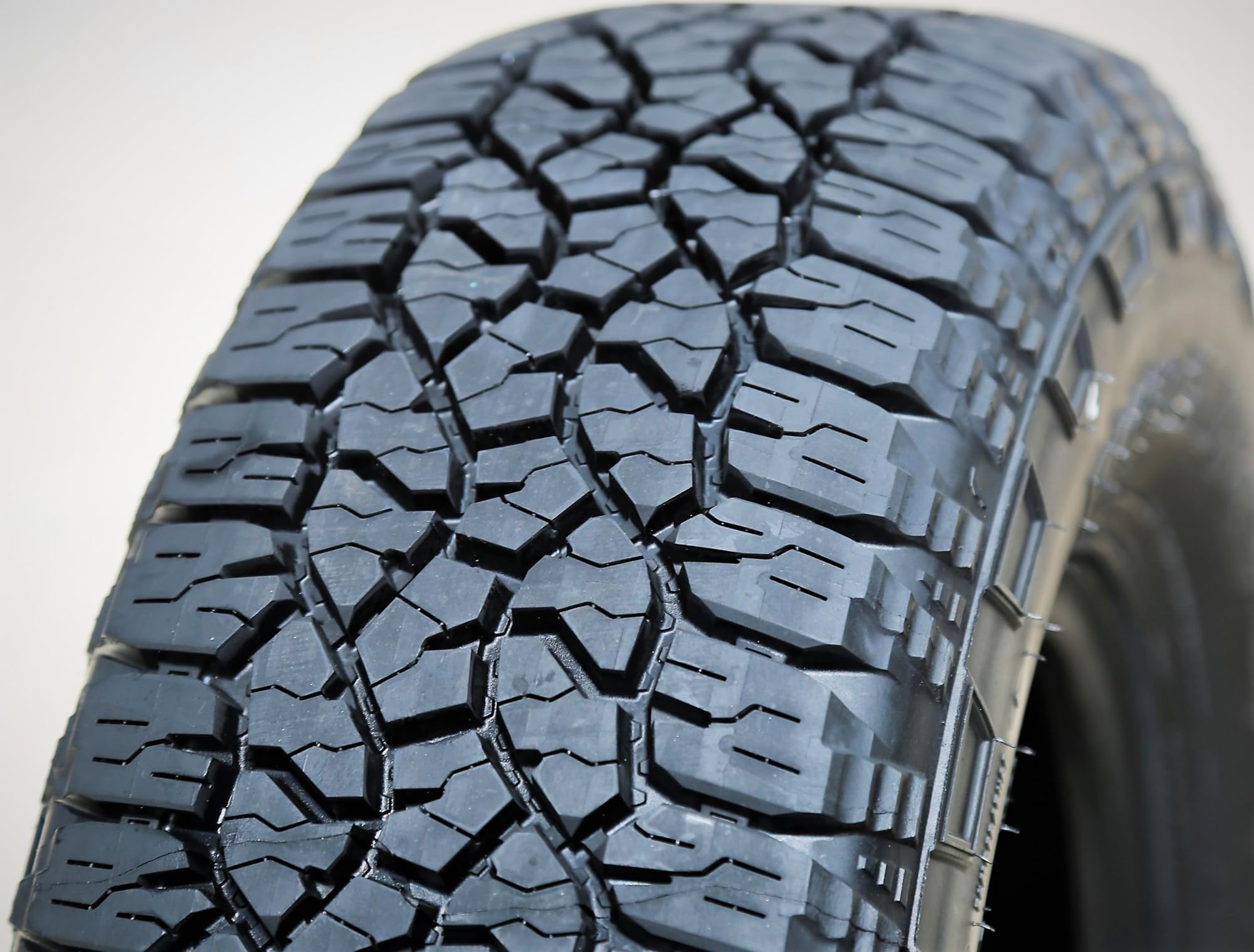 Goodyear Wrangler Trailrunner At(P Street Radial Tire-275/60R20 115S