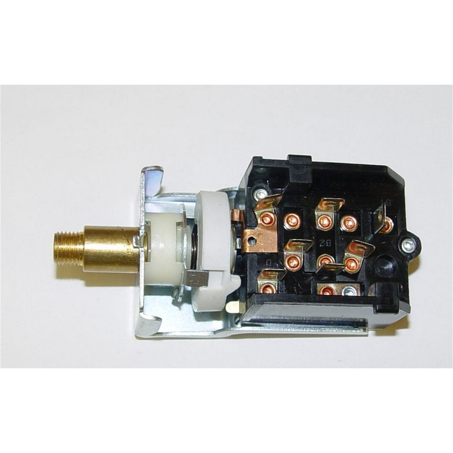 Omix-Ada | 17234.04 | Headlight Switch | Oe Reference: 5751098 | Fits 1979-1986 Jeep Cj