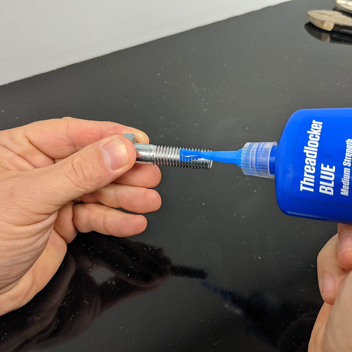 Permatex 24283 Medium Strength Threadlocker Blue, 90 Ml – Carkart